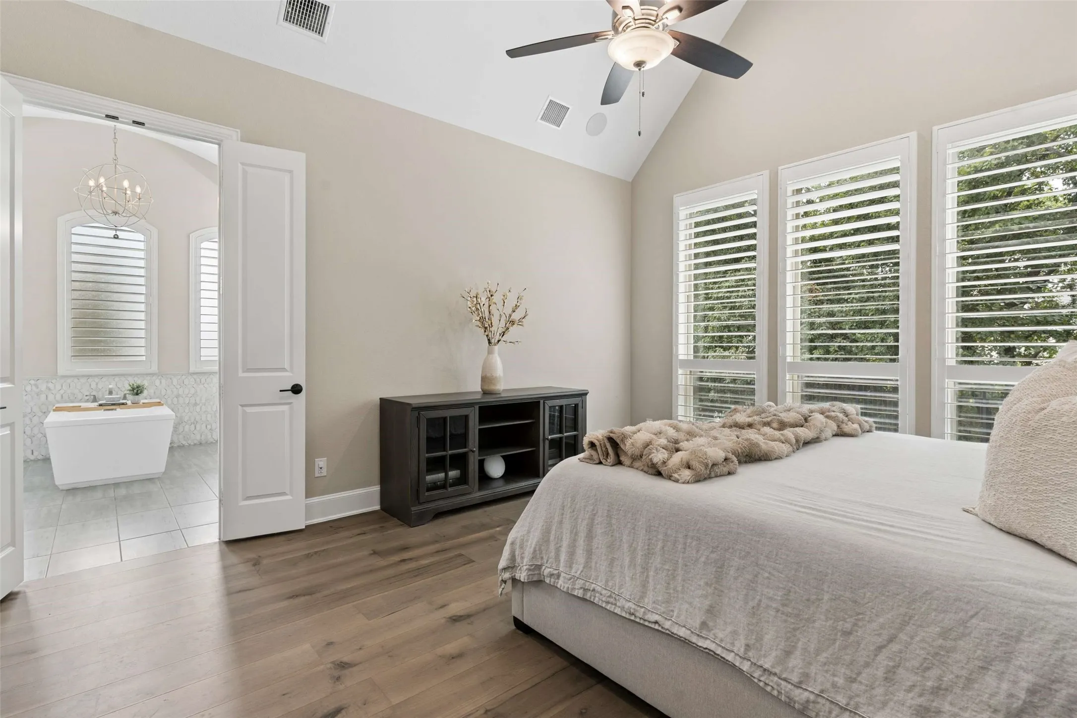 Single Family Residence For Sale in Collin County , 6229 Habersham Way, Mc Kinney, Texas 75071, 4 Bedroom, 4 Bathroom, 3 Garage spaces, 3,390 Sqft, built in 2020, mls#21370541, Real Estate Agent in Mc Kinney, Homes For Sale in Collin county, Homes For Sale in Mc Kinney, Realtor in Mc Kinney Texas, Real Estate Brokerage Independent Realty Texas, Luminita Cordes Realtor