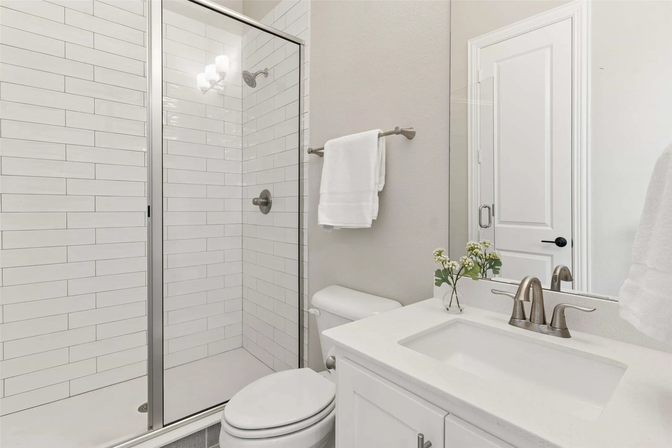 Single Family Residence For Sale in Collin County , 6229 Habersham Way, Mc Kinney, Texas 75071, 4 Bedroom, 4 Bathroom, 3 Garage spaces, 3,390 Sqft, built in 2020, mls#21370541, Real Estate Agent in Mc Kinney, Homes For Sale in Collin county, Homes For Sale in Mc Kinney, Realtor in Mc Kinney Texas, Real Estate Brokerage Independent Realty Texas, Luminita Cordes Realtor