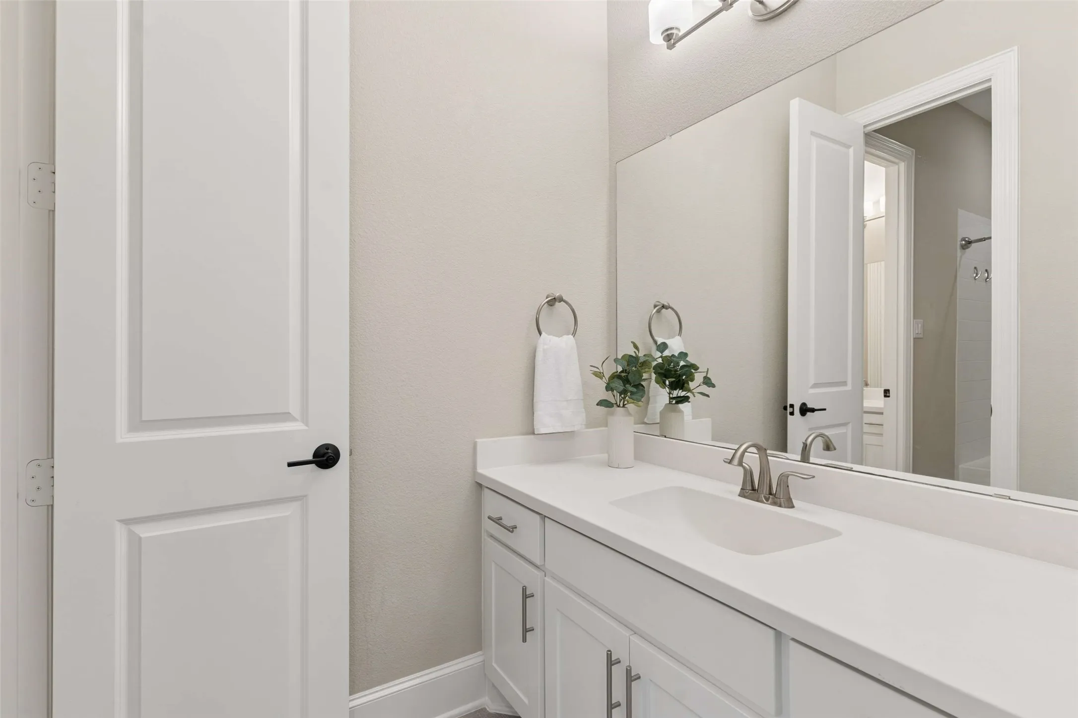 Single Family Residence For Sale in Collin County , 6229 Habersham Way, Mc Kinney, Texas 75071, 4 Bedroom, 4 Bathroom, 3 Garage spaces, 3,390 Sqft, built in 2020, mls#21370541, Real Estate Agent in Mc Kinney, Homes For Sale in Collin county, Homes For Sale in Mc Kinney, Realtor in Mc Kinney Texas, Real Estate Brokerage Independent Realty Texas, Luminita Cordes Realtor