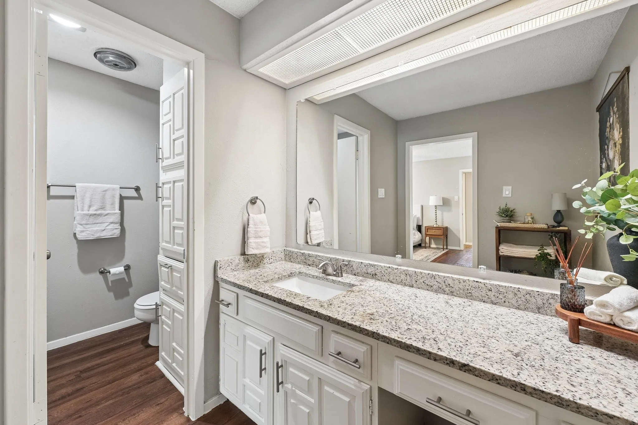Single Family Residence For Sale in Tarrant County , 3408 Palomino Drive, Arlington, Texas 76017, 3 Bedroom, 2 Bathroom, 2 Garage spaces, 1,586 Sqft, built in 1980, mls#21370022, Real Estate Agent in Arlington, Homes For Sale in Tarrant county, Homes For Sale in Arlington, Realtor in Arlington Texas, Real Estate Brokerage Independent Realty Texas, Luminita Cordes Realtor