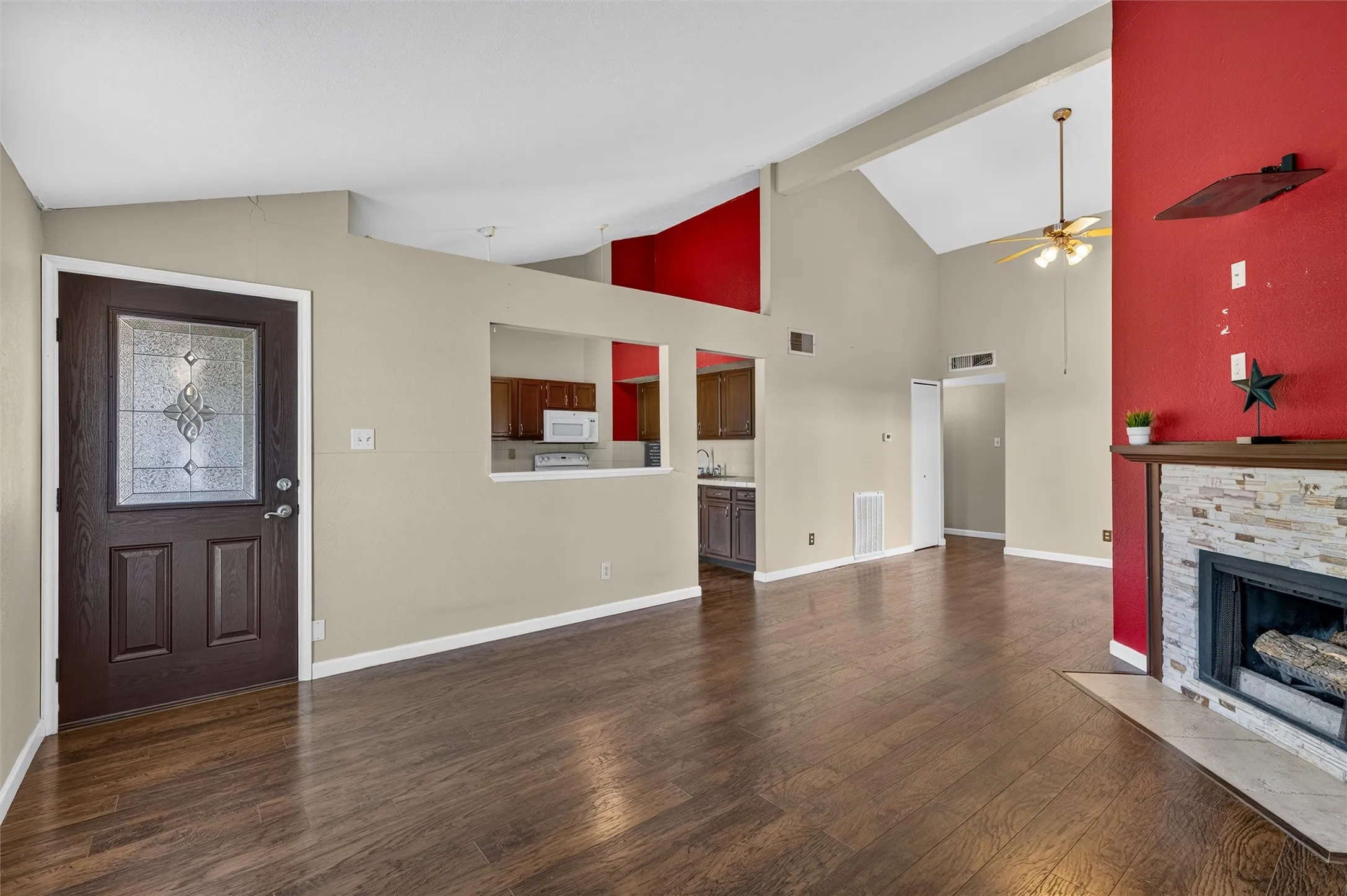 Single Family Residence For Sale in Denton County , 4232 Caldwell Avenue, The Colony, Texas 75056, 3 Bedroom, 2 Bathroom, Garage spaces, 1,255 Sqft, built in 1984, mls#21369348, Real Estate Agent in The Colony, Homes For Sale in Denton county, Homes For Sale in The Colony, Realtor in The Colony Texas, Real Estate Brokerage Independent Realty Texas, Luminita Cordes Realtor