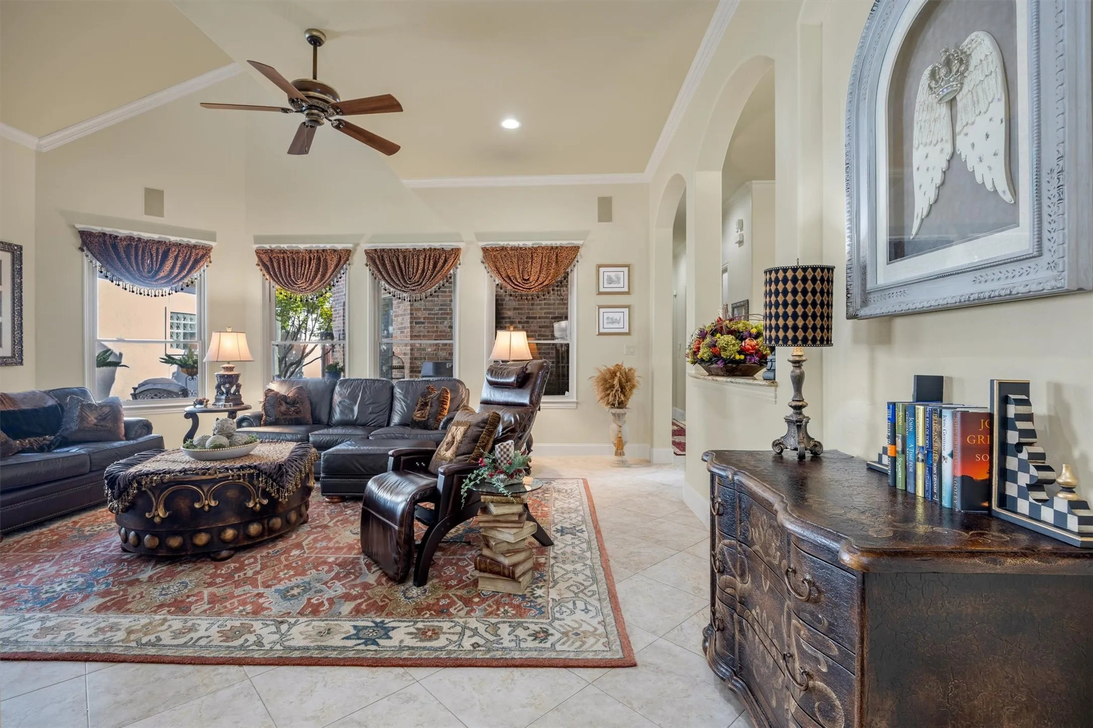 Single Family Residence For Sale in Collin County , 5637 Braemar Drive, Frisco, Texas 75034, 3 Bedroom, 3 Bathroom, 2 Garage spaces, 3,138 Sqft, built in 2005, mls#21358069, Real Estate Agent in Frisco, Homes For Sale in Collin county, Homes For Sale in Frisco, Realtor in Frisco Texas, Real Estate Brokerage Independent Realty Texas, Luminita Cordes Realtor