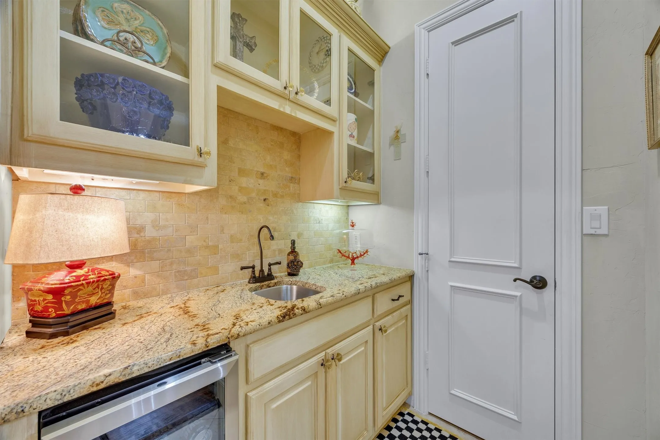Single Family Residence For Sale in Collin County , 5637 Braemar Drive, Frisco, Texas 75034, 3 Bedroom, 3 Bathroom, 2 Garage spaces, 3,138 Sqft, built in 2005, mls#21358069, Real Estate Agent in Frisco, Homes For Sale in Collin county, Homes For Sale in Frisco, Realtor in Frisco Texas, Real Estate Brokerage Independent Realty Texas, Luminita Cordes Realtor