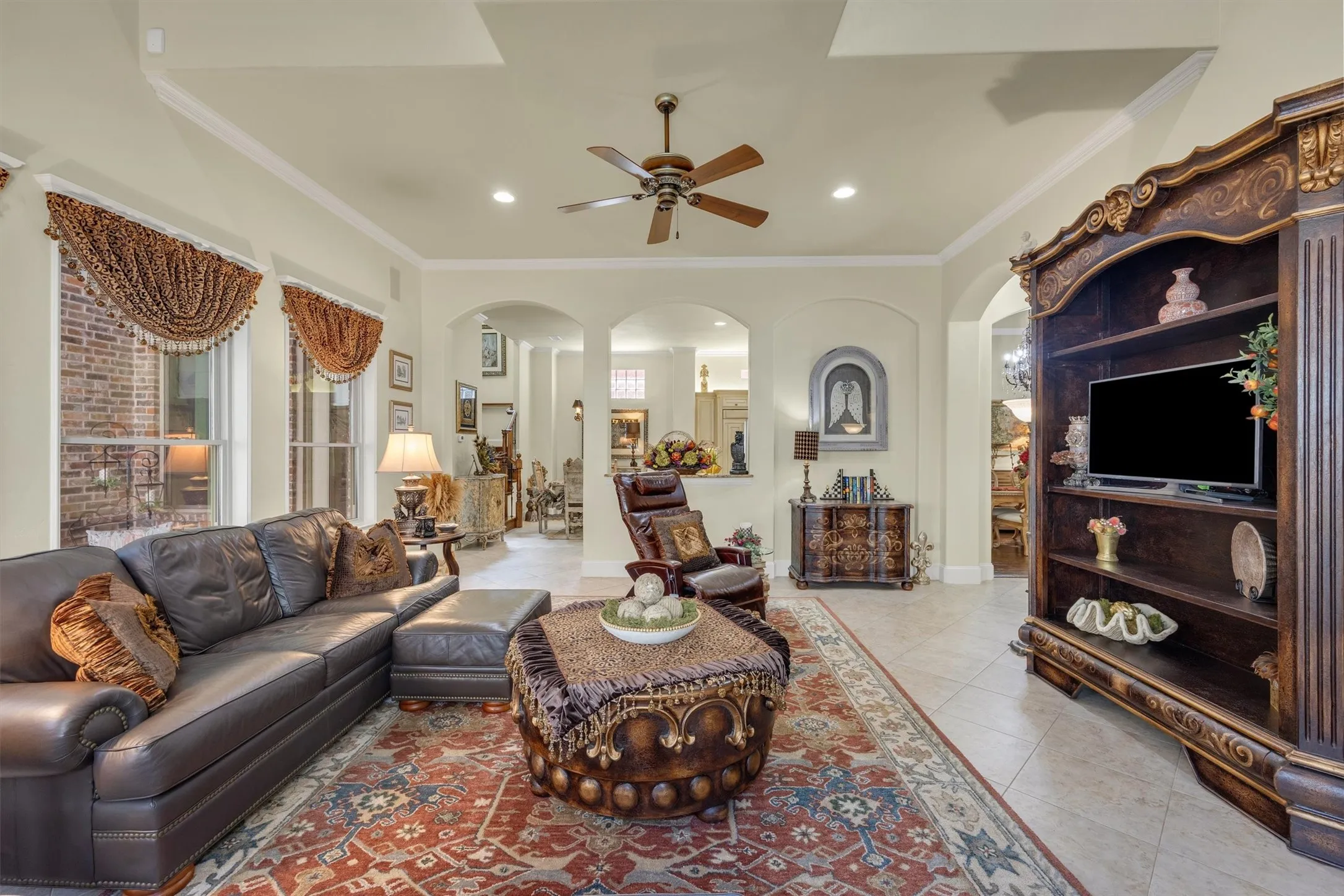 Single Family Residence For Sale in Collin County , 5637 Braemar Drive, Frisco, Texas 75034, 3 Bedroom, 3 Bathroom, 2 Garage spaces, 3,138 Sqft, built in 2005, mls#21358069, Real Estate Agent in Frisco, Homes For Sale in Collin county, Homes For Sale in Frisco, Realtor in Frisco Texas, Real Estate Brokerage Independent Realty Texas, Luminita Cordes Realtor