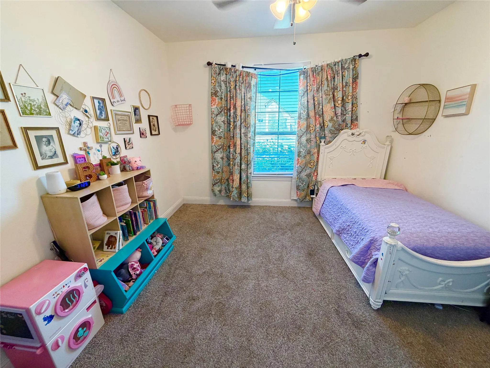 Single Family Residence For Sale in Tarrant County , 213 Flower Ridge Drive, Fort Worth, Texas 76108, 4 Bedroom, 4 Bathroom, 2 Garage spaces, 3,203 Sqft, built in 2018, mls#21369979, Real Estate Agent in Fort Worth, Homes For Sale in Tarrant county, Homes For Sale in Fort Worth, Realtor in Fort Worth Texas, Real Estate Brokerage Independent Realty Texas, Luminita Cordes Realtor