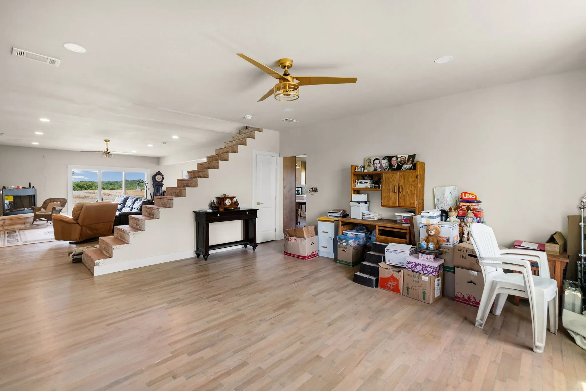 Single Family Residence For Sale in Hunt County , 759 COUNTY ROAD 2738, Caddo Mills, Texas 75135, 4 Bedroom, 3 Bathroom, Garage spaces, 3,160 Sqft, built in 1940, mls#21367597, Real Estate Agent in Caddo Mills, Homes For Sale in Hunt county, Homes For Sale in Caddo Mills, Realtor in Caddo Mills Texas, Real Estate Brokerage Independent Realty Texas, Luminita Cordes Realtor