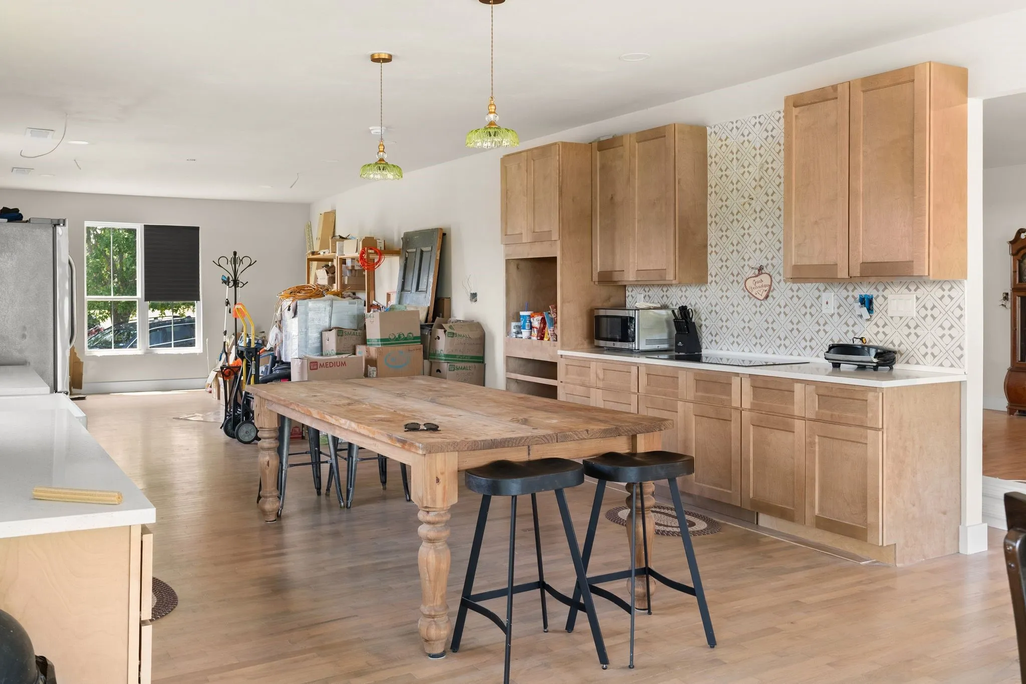 Single Family Residence For Sale in Hunt County , 759 COUNTY ROAD 2738, Caddo Mills, Texas 75135, 4 Bedroom, 3 Bathroom, Garage spaces, 3,160 Sqft, built in 1940, mls#21367597, Real Estate Agent in Caddo Mills, Homes For Sale in Hunt county, Homes For Sale in Caddo Mills, Realtor in Caddo Mills Texas, Real Estate Brokerage Independent Realty Texas, Luminita Cordes Realtor