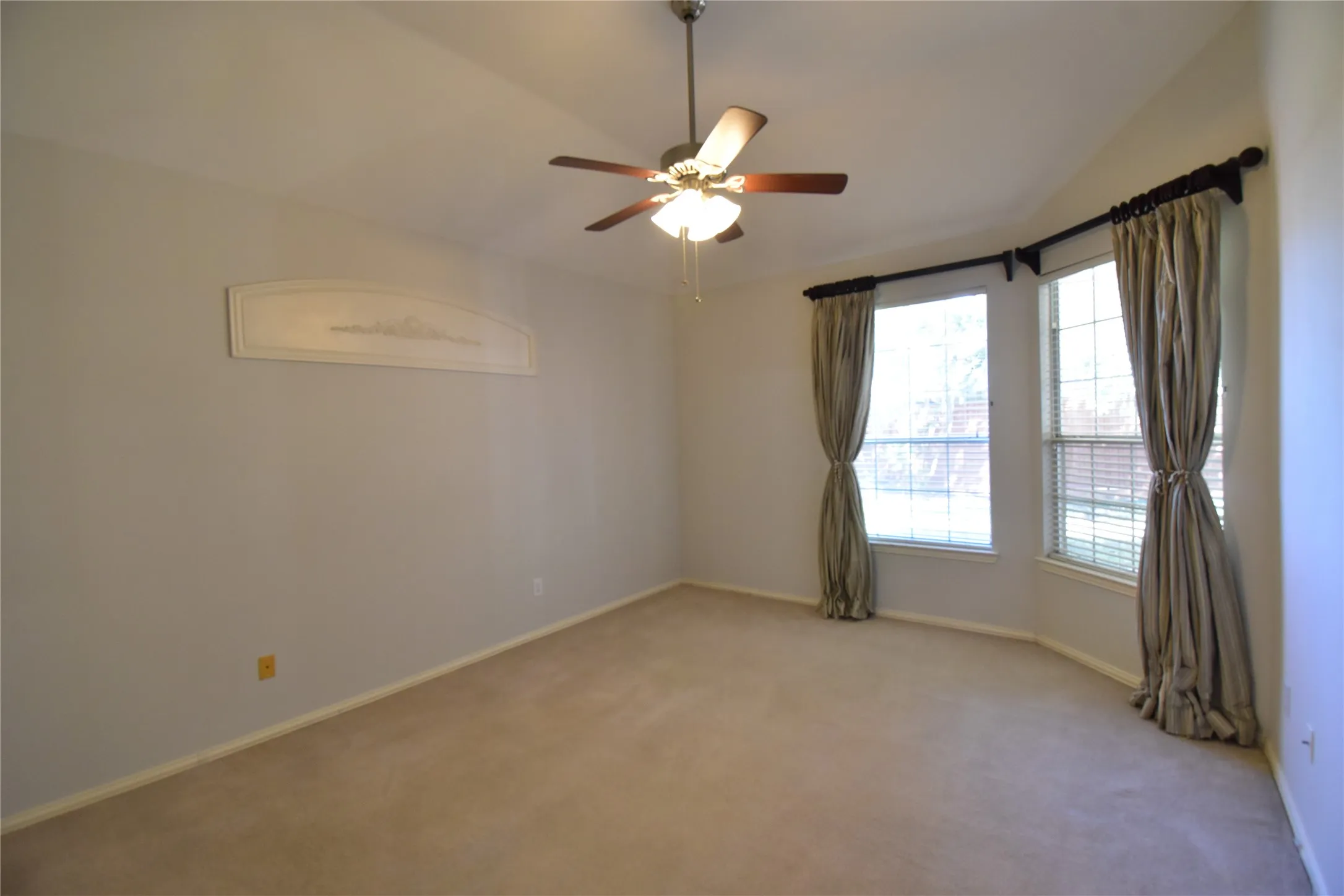 Single Family Residence For Sale in Collin County , 1109 Shadow Lakes Boulevard, Allen, Texas 75002, 4 Bedroom, 2 Bathroom, 2 Garage spaces, 2,031 Sqft, built in 1993, mls#21370265, Real Estate Agent in Allen, Homes For Sale in Collin county, Homes For Sale in Allen, Realtor in Allen Texas, Real Estate Brokerage Independent Realty Texas, Luminita Cordes Realtor