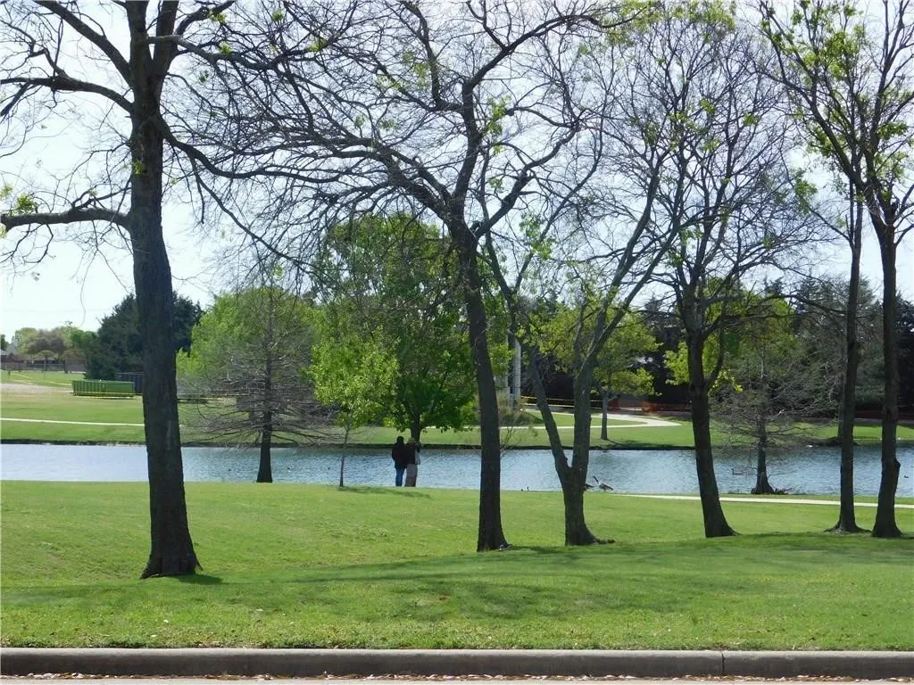Single Family Residence For Sale in Collin County , 1109 Shadow Lakes Boulevard, Allen, Texas 75002, 4 Bedroom, 2 Bathroom, 2 Garage spaces, 2,031 Sqft, built in 1993, mls#21370265, Real Estate Agent in Allen, Homes For Sale in Collin county, Homes For Sale in Allen, Realtor in Allen Texas, Real Estate Brokerage Independent Realty Texas, Luminita Cordes Realtor