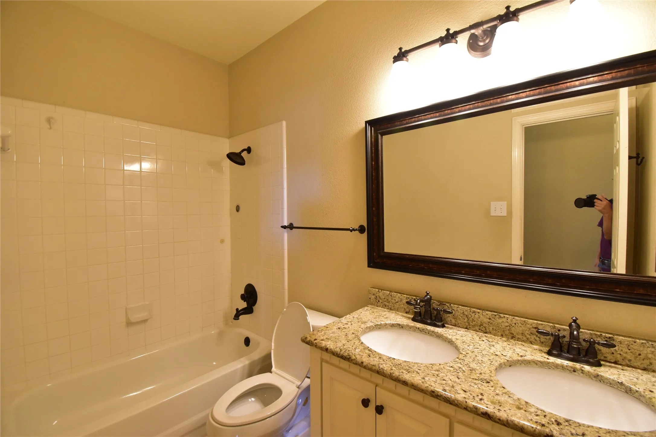 Single Family Residence For Sale in Collin County , 1109 Shadow Lakes Boulevard, Allen, Texas 75002, 4 Bedroom, 2 Bathroom, 2 Garage spaces, 2,031 Sqft, built in 1993, mls#21370265, Real Estate Agent in Allen, Homes For Sale in Collin county, Homes For Sale in Allen, Realtor in Allen Texas, Real Estate Brokerage Independent Realty Texas, Luminita Cordes Realtor