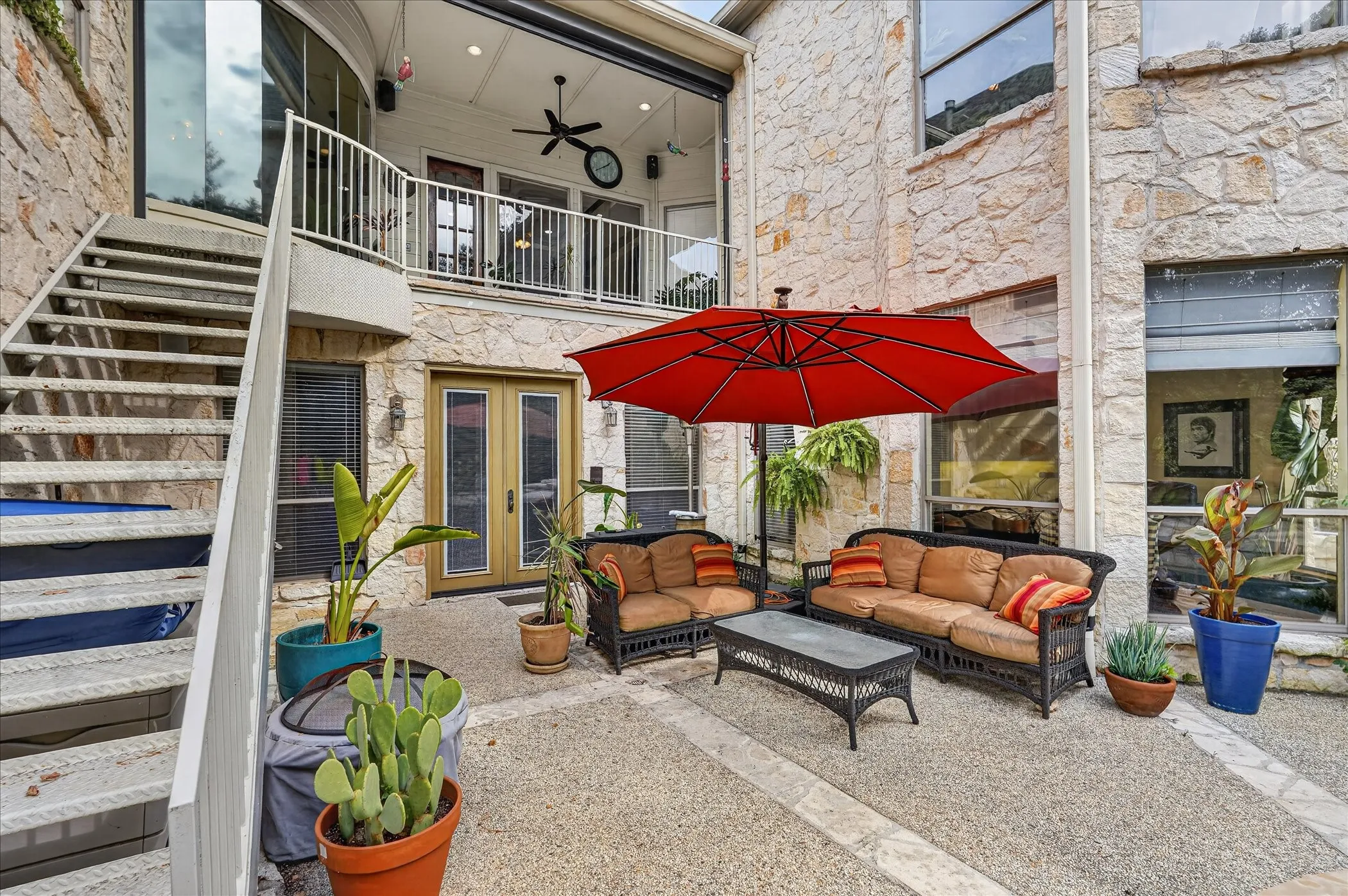 Single Family Residence For Sale in Denton County , 2801 River Bend Trail, Flower Mound, Texas 75022, 5 Bedroom, 5 Bathroom, 3 Garage spaces, 5,067 Sqft, built in 1998, mls#21342583, Real Estate Agent in Flower Mound, Homes For Sale in Denton county, Homes For Sale in Flower Mound, Realtor in Flower Mound Texas, Real Estate Brokerage Independent Realty Texas, Luminita Cordes Realtor