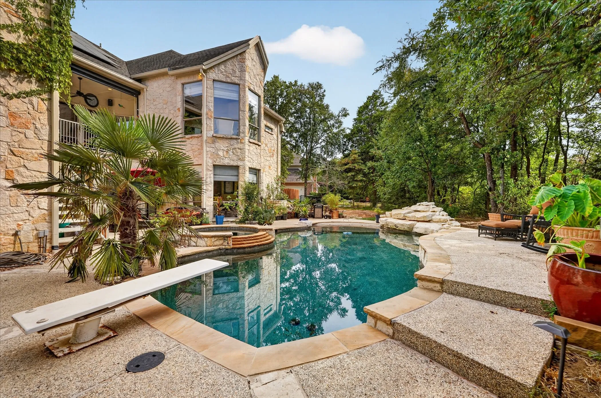 Single Family Residence For Sale in Denton County , 2801 River Bend Trail, Flower Mound, Texas 75022, 5 Bedroom, 5 Bathroom, 3 Garage spaces, 5,067 Sqft, built in 1998, mls#21342583, Real Estate Agent in Flower Mound, Homes For Sale in Denton county, Homes For Sale in Flower Mound, Realtor in Flower Mound Texas, Real Estate Brokerage Independent Realty Texas, Luminita Cordes Realtor