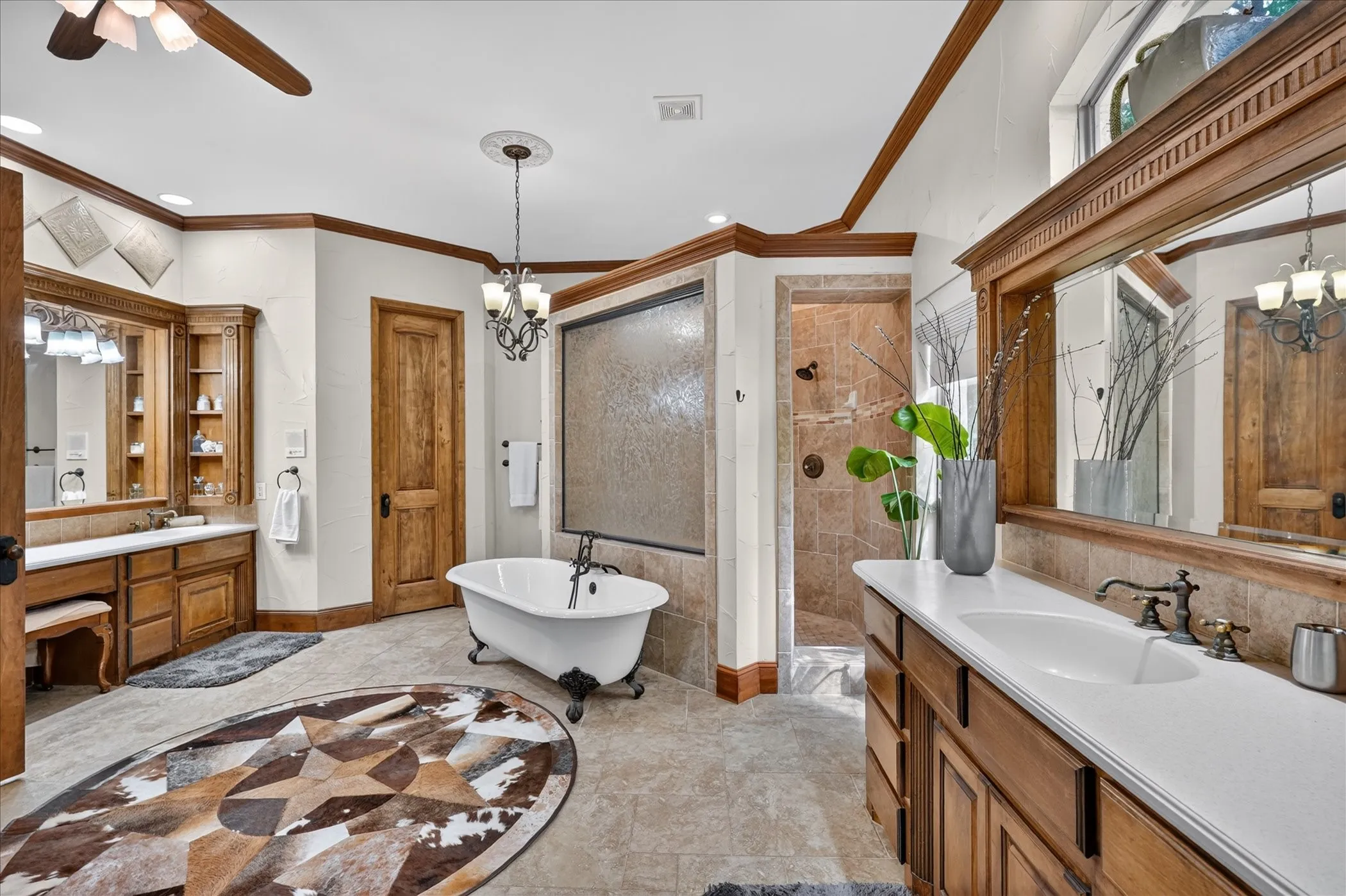 Single Family Residence For Sale in Denton County , 2801 River Bend Trail, Flower Mound, Texas 75022, 5 Bedroom, 5 Bathroom, 3 Garage spaces, 5,067 Sqft, built in 1998, mls#21342583, Real Estate Agent in Flower Mound, Homes For Sale in Denton county, Homes For Sale in Flower Mound, Realtor in Flower Mound Texas, Real Estate Brokerage Independent Realty Texas, Luminita Cordes Realtor