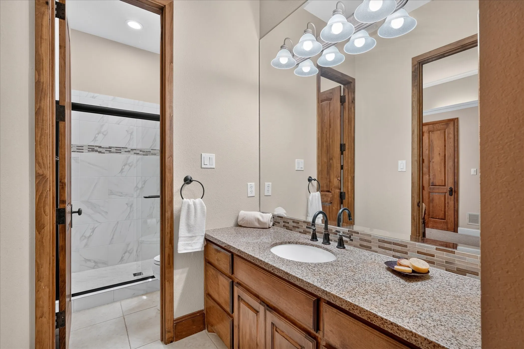 Single Family Residence For Sale in Denton County , 2801 River Bend Trail, Flower Mound, Texas 75022, 5 Bedroom, 5 Bathroom, 3 Garage spaces, 5,067 Sqft, built in 1998, mls#21342583, Real Estate Agent in Flower Mound, Homes For Sale in Denton county, Homes For Sale in Flower Mound, Realtor in Flower Mound Texas, Real Estate Brokerage Independent Realty Texas, Luminita Cordes Realtor