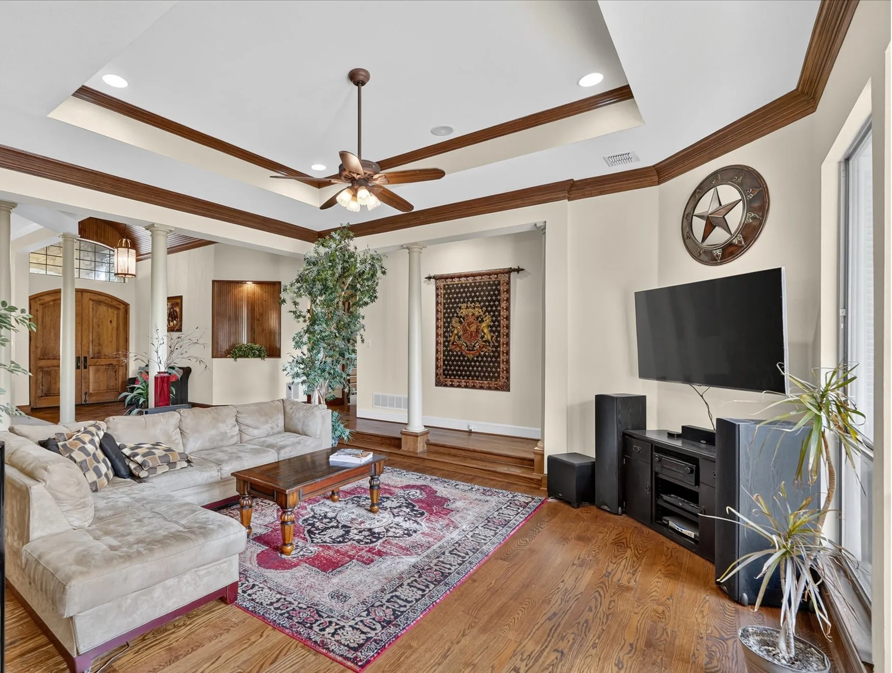 Single Family Residence For Sale in Denton County , 2801 River Bend Trail, Flower Mound, Texas 75022, 5 Bedroom, 5 Bathroom, 3 Garage spaces, 5,067 Sqft, built in 1998, mls#21342583, Real Estate Agent in Flower Mound, Homes For Sale in Denton county, Homes For Sale in Flower Mound, Realtor in Flower Mound Texas, Real Estate Brokerage Independent Realty Texas, Luminita Cordes Realtor
