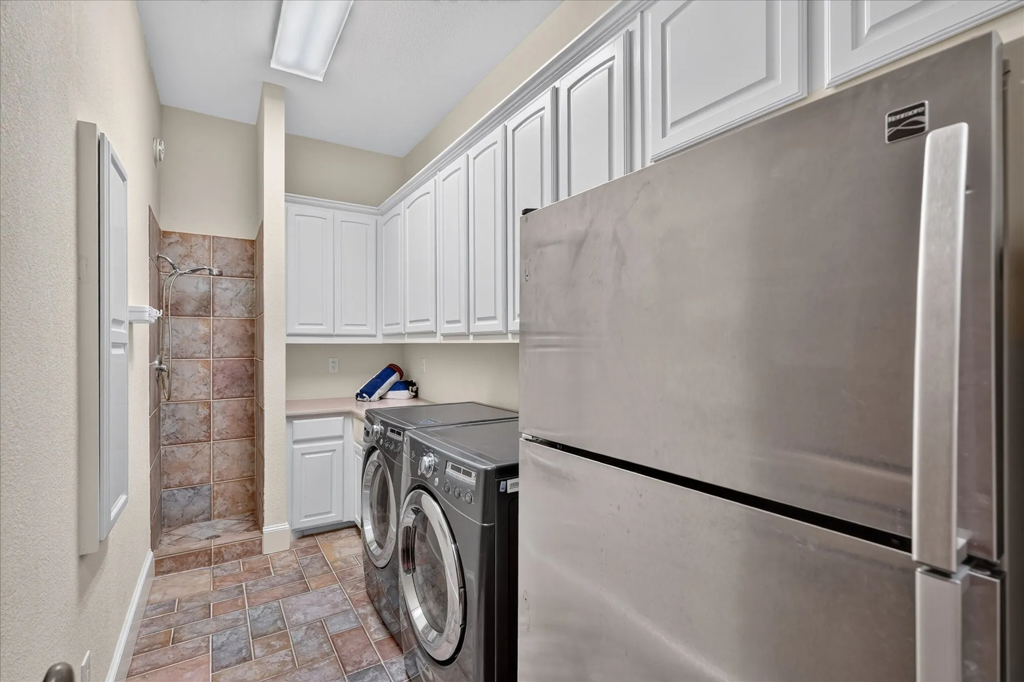 Single Family Residence For Sale in Denton County , 2801 River Bend Trail, Flower Mound, Texas 75022, 5 Bedroom, 5 Bathroom, 3 Garage spaces, 5,067 Sqft, built in 1998, mls#21342583, Real Estate Agent in Flower Mound, Homes For Sale in Denton county, Homes For Sale in Flower Mound, Realtor in Flower Mound Texas, Real Estate Brokerage Independent Realty Texas, Luminita Cordes Realtor