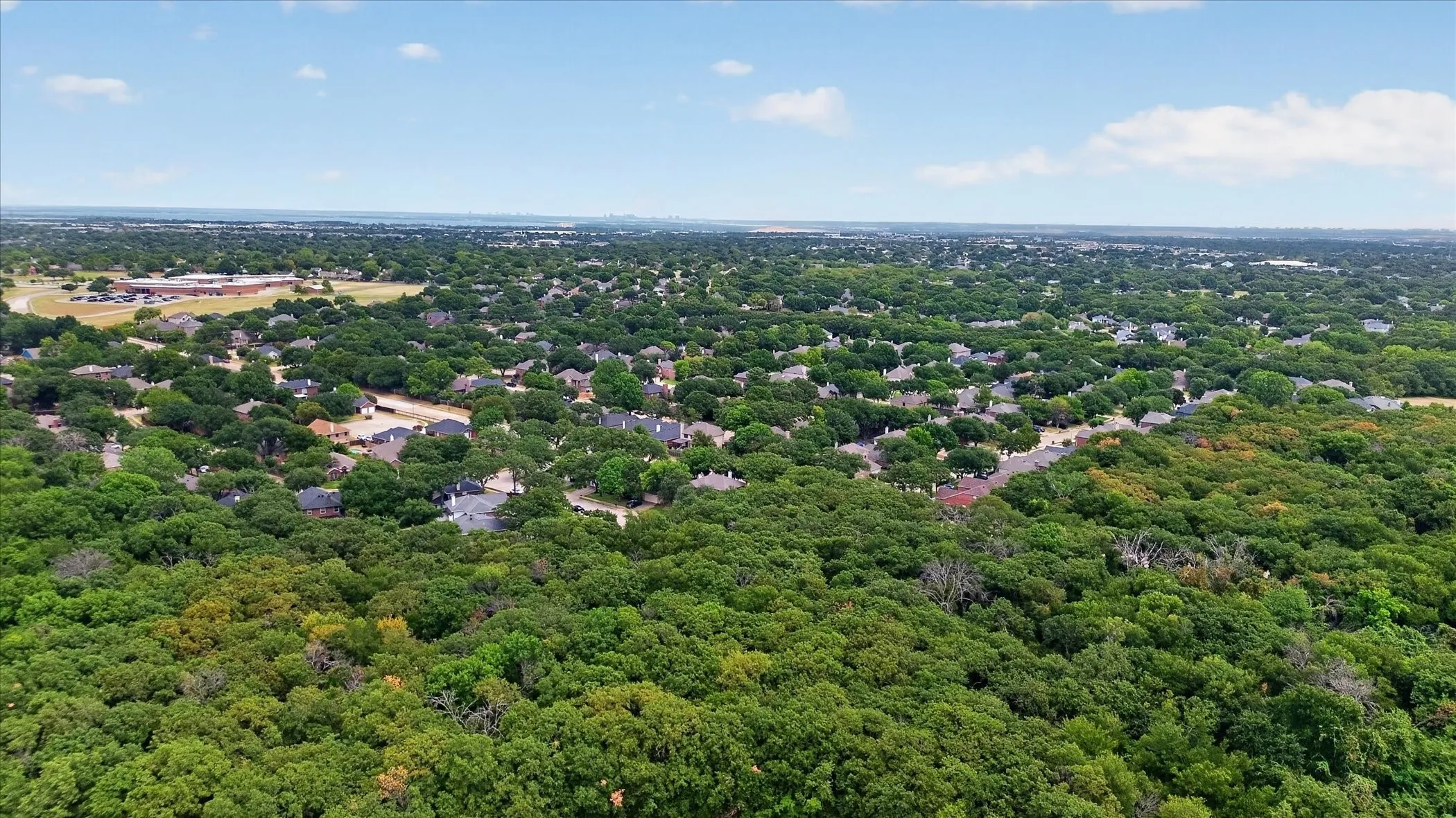 Single Family Residence For Sale in Denton County , 1868 Meyerwood Lane N, Flower Mound, Texas 75028, 3 Bedroom, 2 Bathroom, 2 Garage spaces, 1,660 Sqft, built in 1993, mls#21366331, Real Estate Agent in Flower Mound, Homes For Sale in Denton county, Homes For Sale in Flower Mound, Realtor in Flower Mound Texas, Real Estate Brokerage Independent Realty Texas, Luminita Cordes Realtor