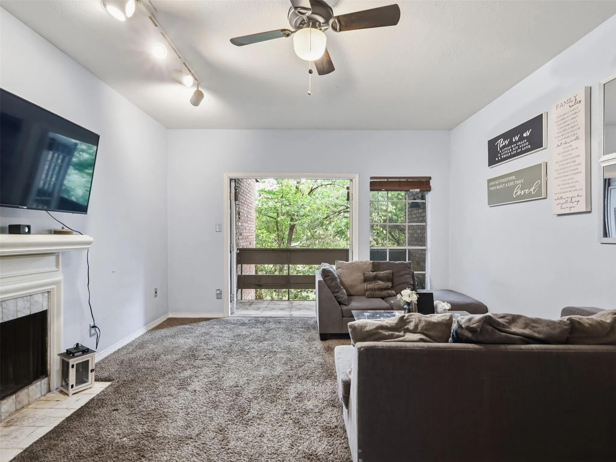 Condominium For Sale in Dallas County , 9801 Royal Lane 702, Dallas, Texas 75231, 2 Bedroom, 3 Bathroom, Garage spaces, 1,149 Sqft, built in 1981, mls#21369922, Real Estate Agent in Dallas, Homes For Sale in Dallas county, Homes For Sale in Dallas, Realtor in Dallas Texas, Real Estate Brokerage Independent Realty Texas, Luminita Cordes Realtor