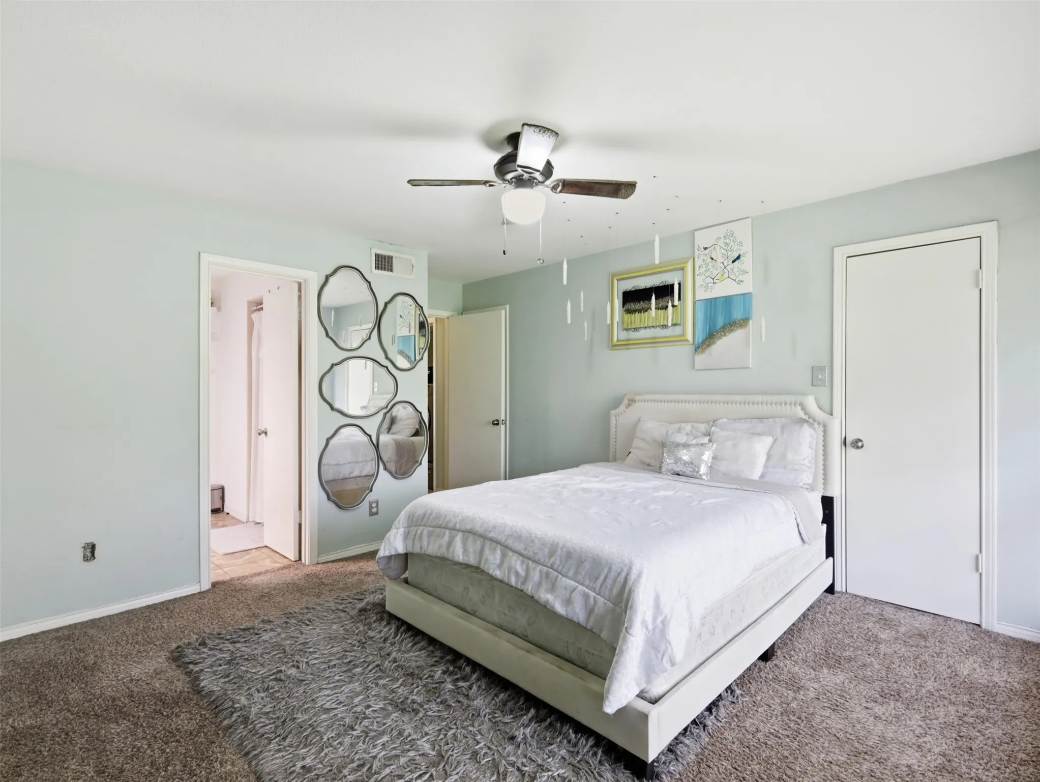 Condominium For Sale in Dallas County , 9801 Royal Lane 702, Dallas, Texas 75231, 2 Bedroom, 3 Bathroom, Garage spaces, 1,149 Sqft, built in 1981, mls#21369922, Real Estate Agent in Dallas, Homes For Sale in Dallas county, Homes For Sale in Dallas, Realtor in Dallas Texas, Real Estate Brokerage Independent Realty Texas, Luminita Cordes Realtor