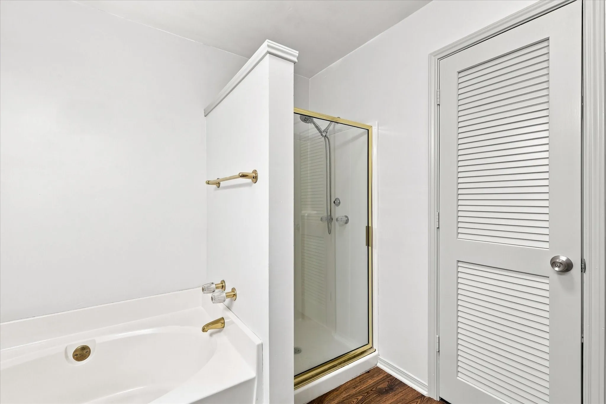 Single Family Residence For Sale in Dallas County , 617 Renaissance Place, Cedar Hill, Texas 75104, 2 Bedroom, 2 Bathroom, 2 Garage spaces, 1,276 Sqft, built in 1994, mls#21360864, Real Estate Agent in Cedar Hill, Homes For Sale in Dallas county, Homes For Sale in Cedar Hill, Realtor in Cedar Hill Texas, Real Estate Brokerage Independent Realty Texas, Luminita Cordes Realtor