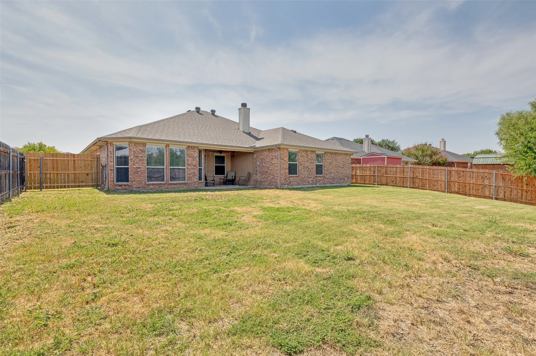 Single Family Residence For Sale in Ellis County , 1809 Millbrook Drive, Midlothian, Texas 76065, 4 Bedroom, 2 Bathroom, 2 Garage spaces, 1,978 Sqft, built in 2005, mls#21218379, Real Estate Agent in Midlothian, Homes For Sale in Ellis county, Homes For Sale in Midlothian, Realtor in Midlothian Texas, Real Estate Brokerage Independent Realty Texas, Luminita Cordes Realtor