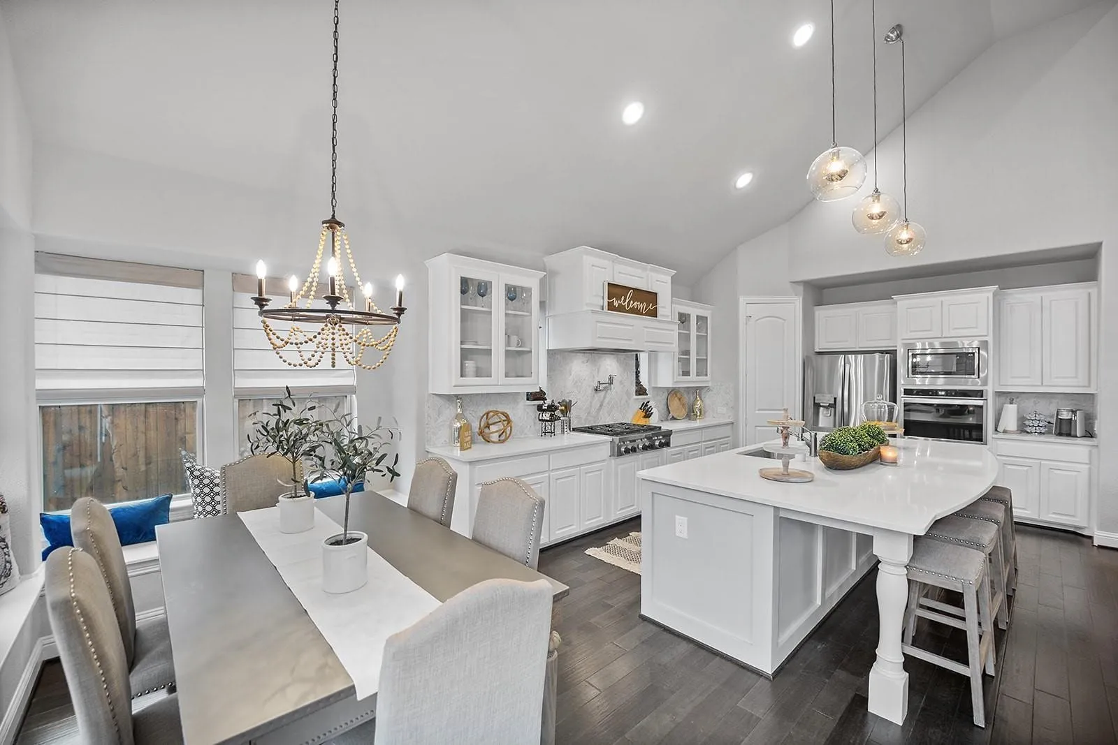 Single Family Residence For Rent in Denton County , 3629 Ladybank, The Colony, Texas 75056, 5 Bedroom, 4 Bathroom, 4 Garage spaces, 4,390 Sqft, built in 2018, mls#21370717, Real Estate Agent in The Colony, Homes For Rent in Denton county, Homes For Rent in The Colony, Realtor in The Colony Texas, Real Estate Brokerage Independent Realty Texas, Luminita Cordes Realtor