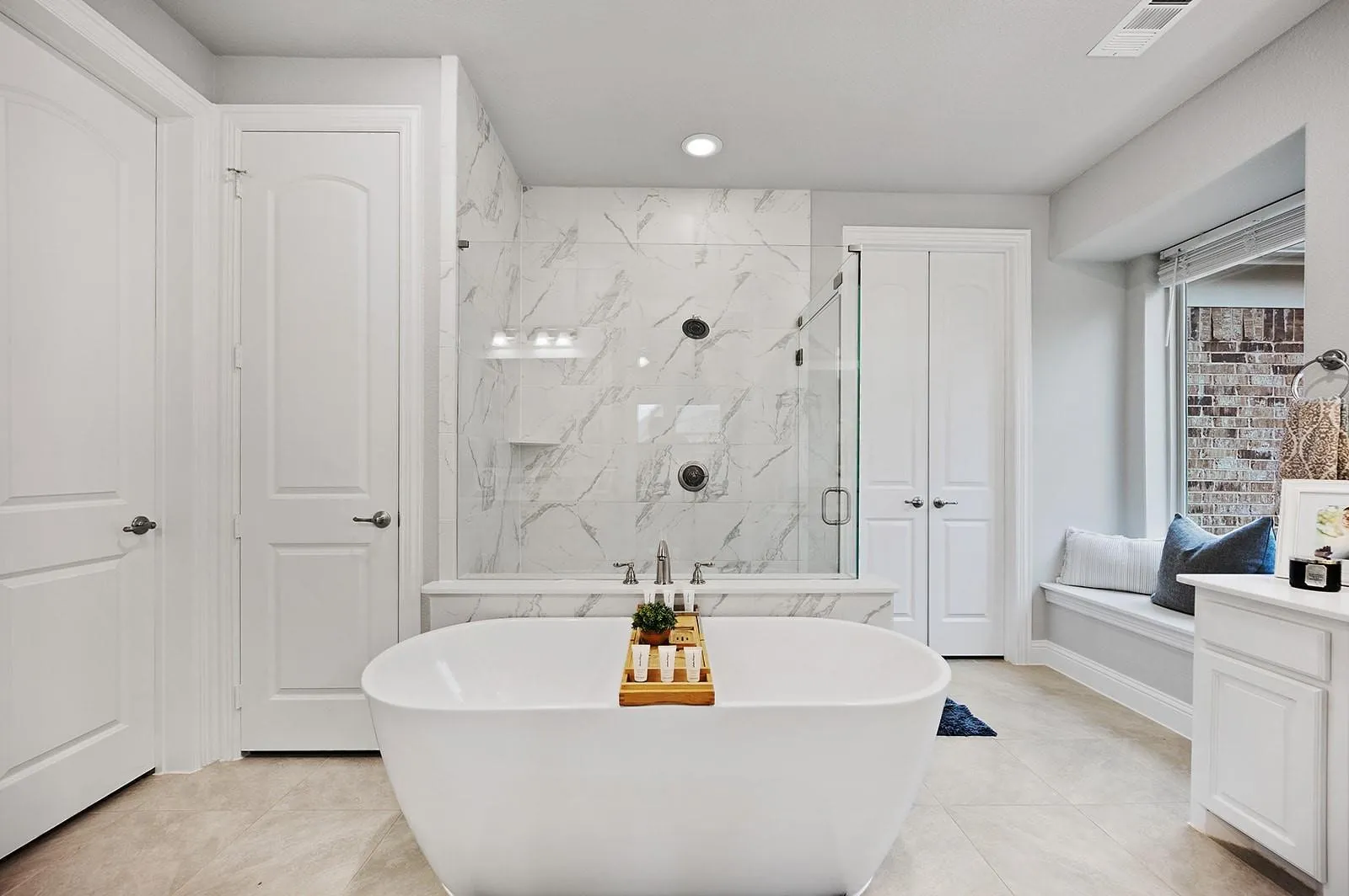 Single Family Residence For Rent in Denton County , 3629 Ladybank, The Colony, Texas 75056, 5 Bedroom, 4 Bathroom, 4 Garage spaces, 4,390 Sqft, built in 2018, mls#21370717, Real Estate Agent in The Colony, Homes For Rent in Denton county, Homes For Rent in The Colony, Realtor in The Colony Texas, Real Estate Brokerage Independent Realty Texas, Luminita Cordes Realtor