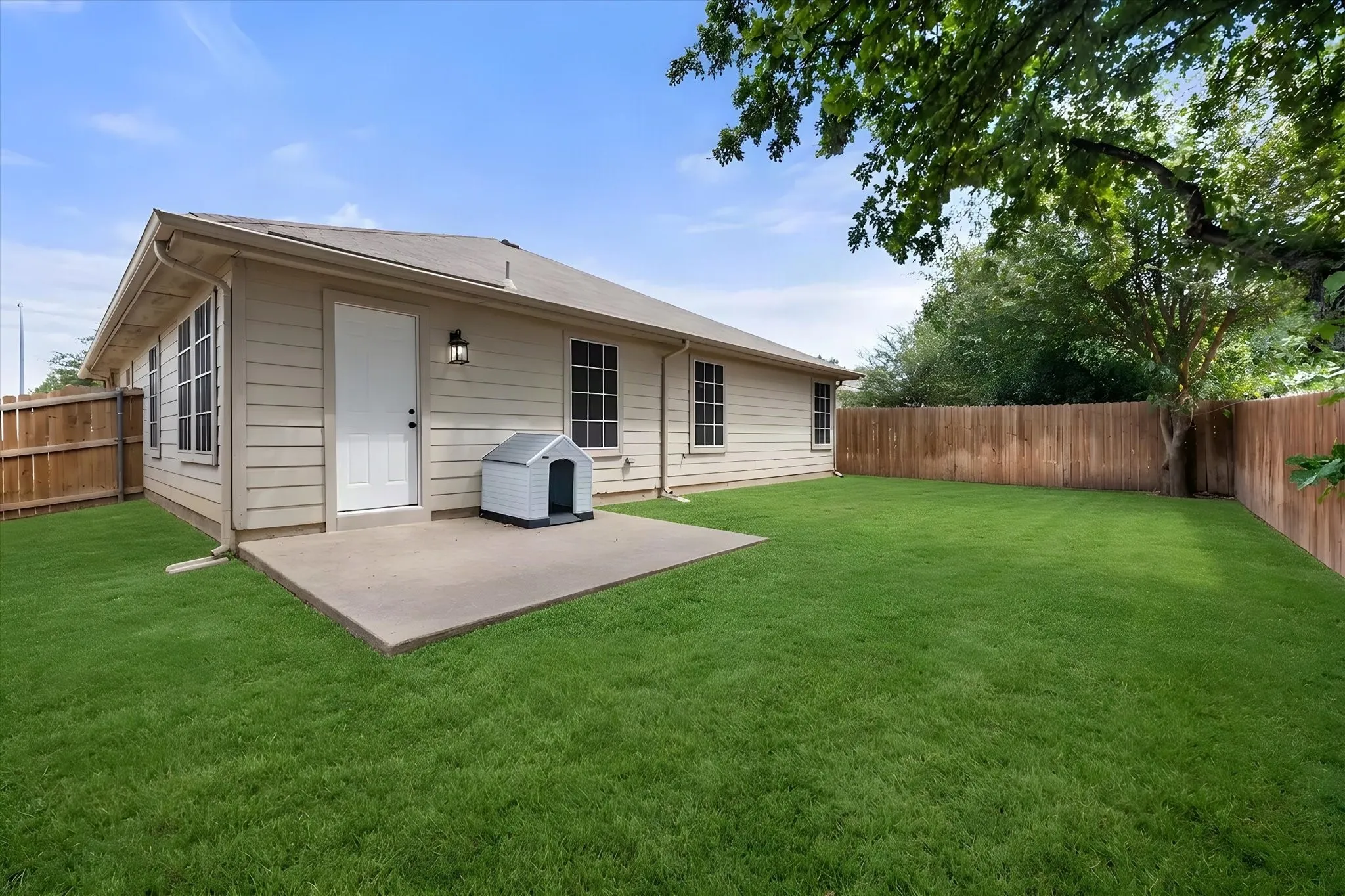 Single Family Residence For Sale in Tarrant County , 14057 Firebush Lane, Fort Worth, Texas 76052, 4 Bedroom, 2 Bathroom, 2 Garage spaces, 1,769 Sqft, built in 2006, mls#21368736, Real Estate Agent in Fort Worth, Homes For Sale in Tarrant county, Homes For Sale in Fort Worth, Realtor in Fort Worth Texas, Real Estate Brokerage Independent Realty Texas, Luminita Cordes Realtor