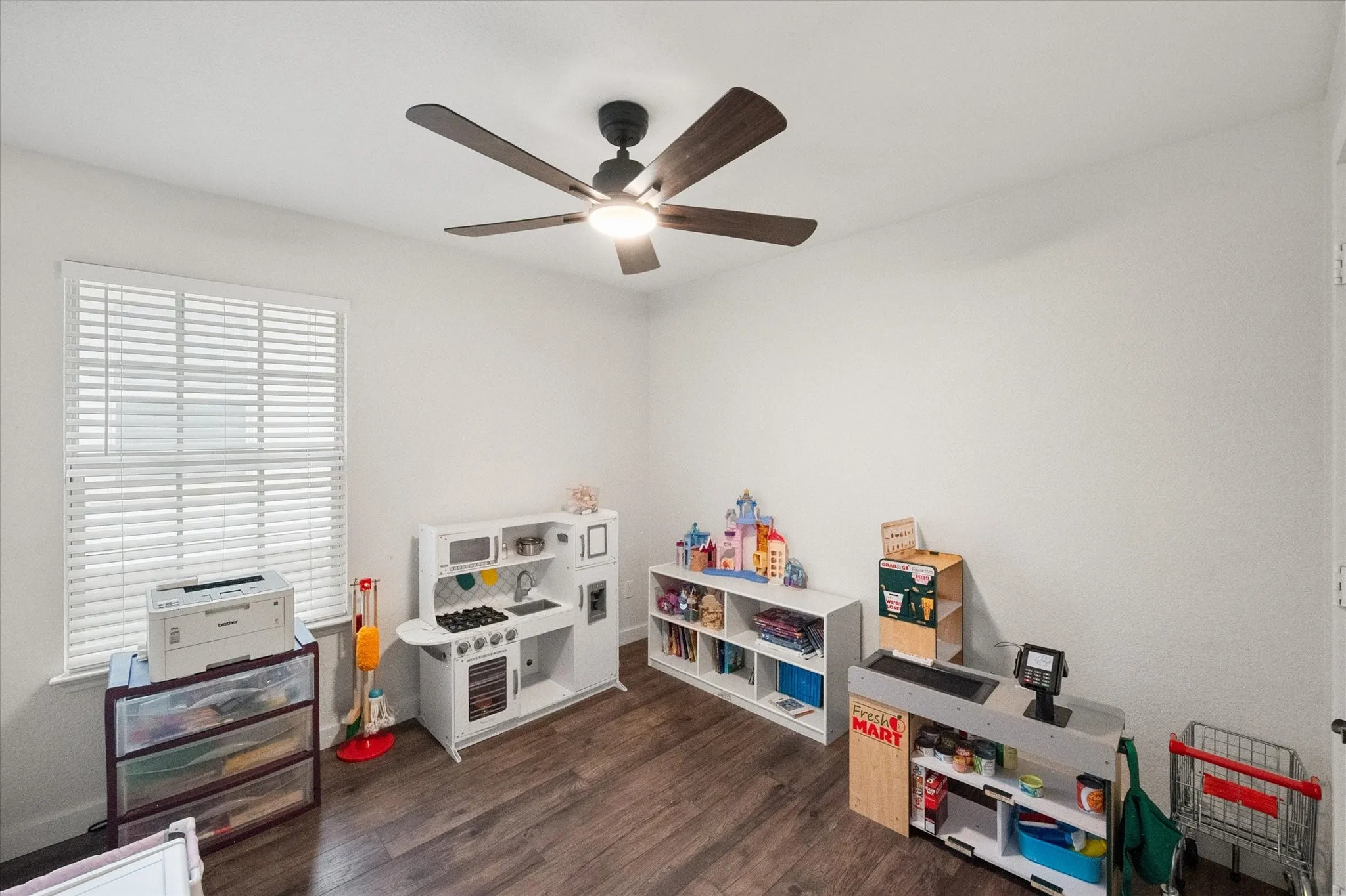 Single Family Residence For Sale in Tarrant County , 14057 Firebush Lane, Fort Worth, Texas 76052, 4 Bedroom, 2 Bathroom, 2 Garage spaces, 1,769 Sqft, built in 2006, mls#21368736, Real Estate Agent in Fort Worth, Homes For Sale in Tarrant county, Homes For Sale in Fort Worth, Realtor in Fort Worth Texas, Real Estate Brokerage Independent Realty Texas, Luminita Cordes Realtor