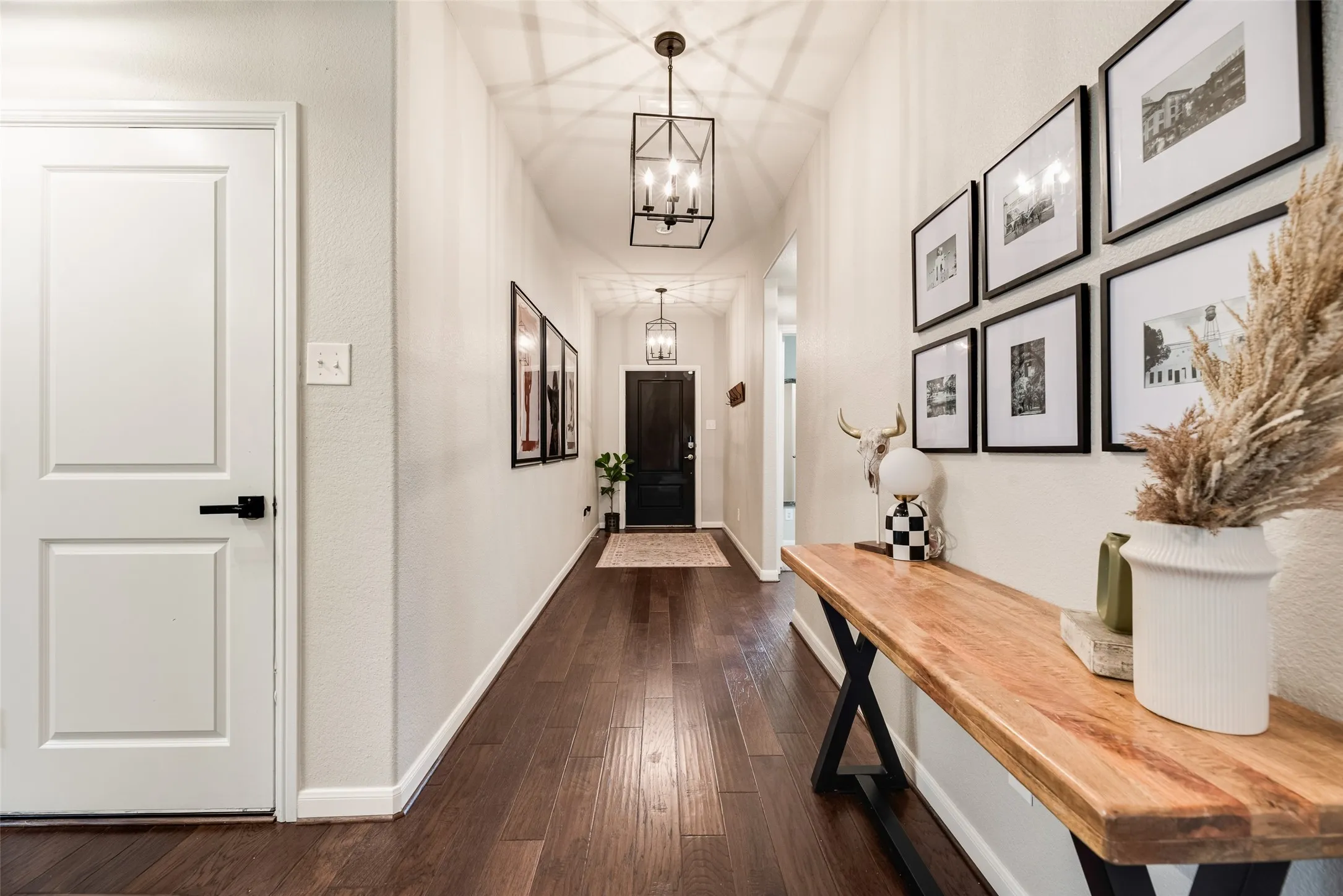 Single Family Residence For Sale in Tarrant County , 9237 Flying Eagle Lane, Fort Worth, Texas 76131, 4 Bedroom, 3 Bathroom, 2 Garage spaces, 2,359 Sqft, built in 2017, mls#21361505, Real Estate Agent in Fort Worth, Homes For Sale in Tarrant county, Homes For Sale in Fort Worth, Realtor in Fort Worth Texas, Real Estate Brokerage Independent Realty Texas, Luminita Cordes Realtor