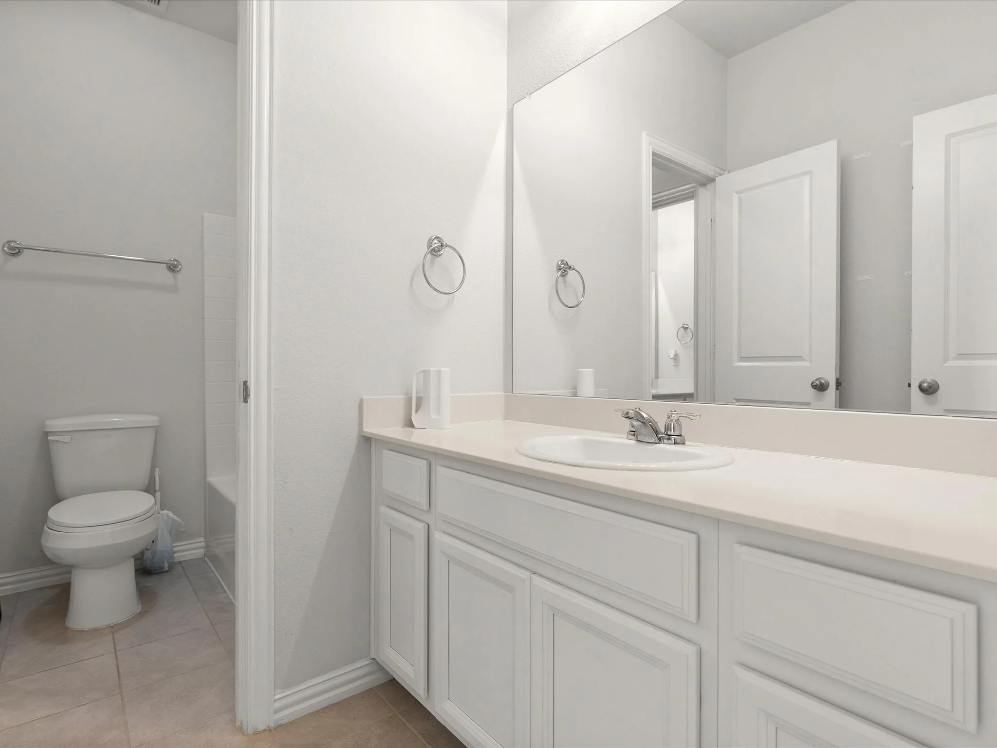 Single Family Residence For Rent in Denton County , 2036 Barx Drive, Little Elm, Texas 75068, 3 Bedroom, 3 Bathroom, 2 Garage spaces, 2,532 Sqft, built in 2019, mls#21369453, Real Estate Agent in Little Elm, Homes For Rent in Denton county, Homes For Rent in Little Elm, Realtor in Little Elm Texas, Real Estate Brokerage Independent Realty Texas, Luminita Cordes Realtor
