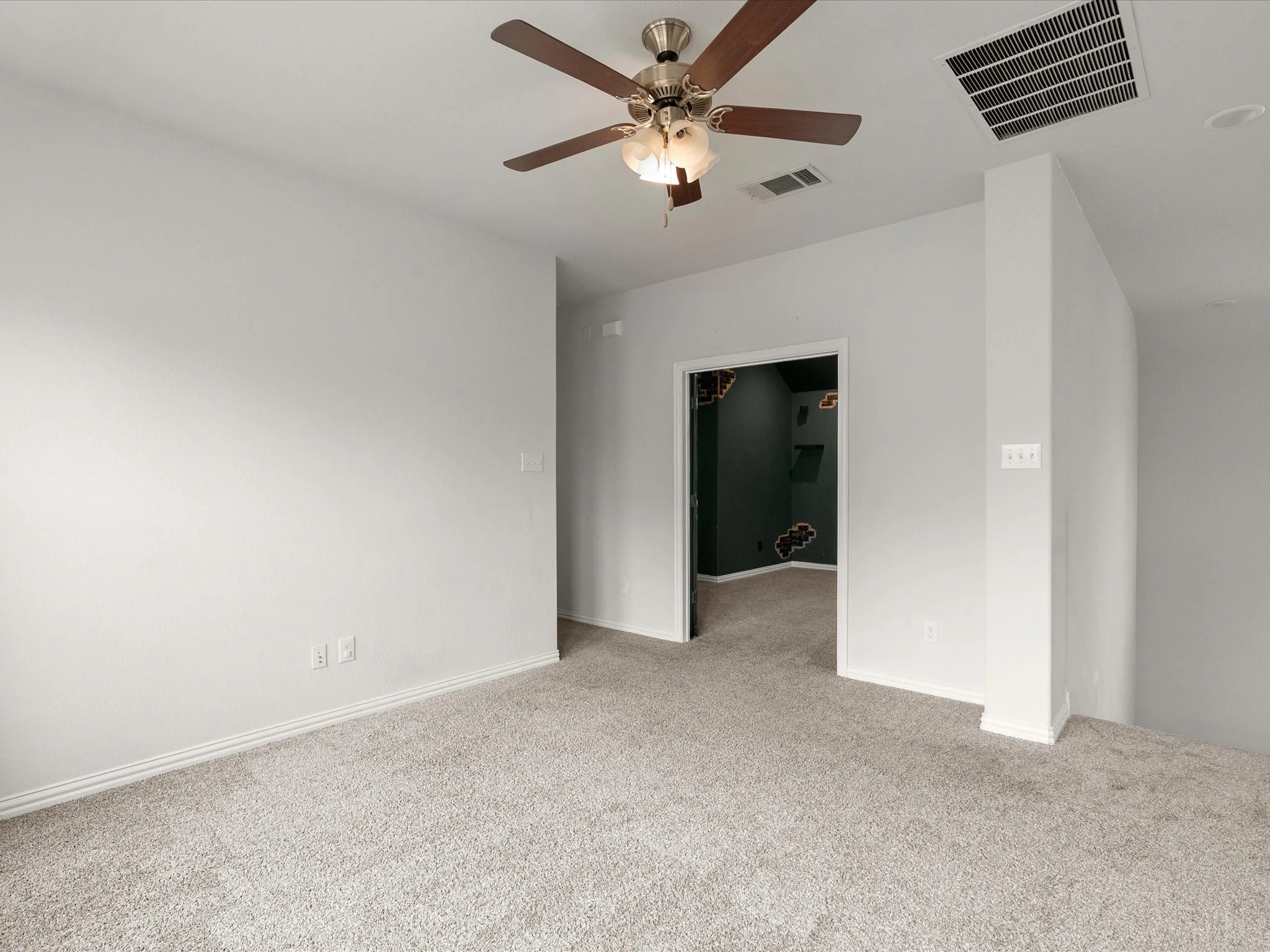 Single Family Residence For Rent in Denton County , 2036 Barx Drive, Little Elm, Texas 75068, 3 Bedroom, 3 Bathroom, 2 Garage spaces, 2,532 Sqft, built in 2019, mls#21369453, Real Estate Agent in Little Elm, Homes For Rent in Denton county, Homes For Rent in Little Elm, Realtor in Little Elm Texas, Real Estate Brokerage Independent Realty Texas, Luminita Cordes Realtor