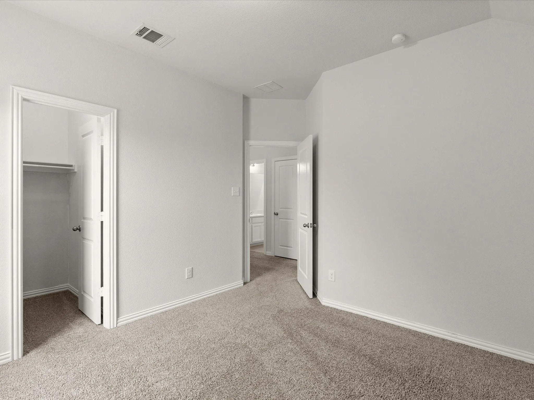 Single Family Residence For Rent in Denton County , 2036 Barx Drive, Little Elm, Texas 75068, 3 Bedroom, 3 Bathroom, 2 Garage spaces, 2,532 Sqft, built in 2019, mls#21369453, Real Estate Agent in Little Elm, Homes For Rent in Denton county, Homes For Rent in Little Elm, Realtor in Little Elm Texas, Real Estate Brokerage Independent Realty Texas, Luminita Cordes Realtor