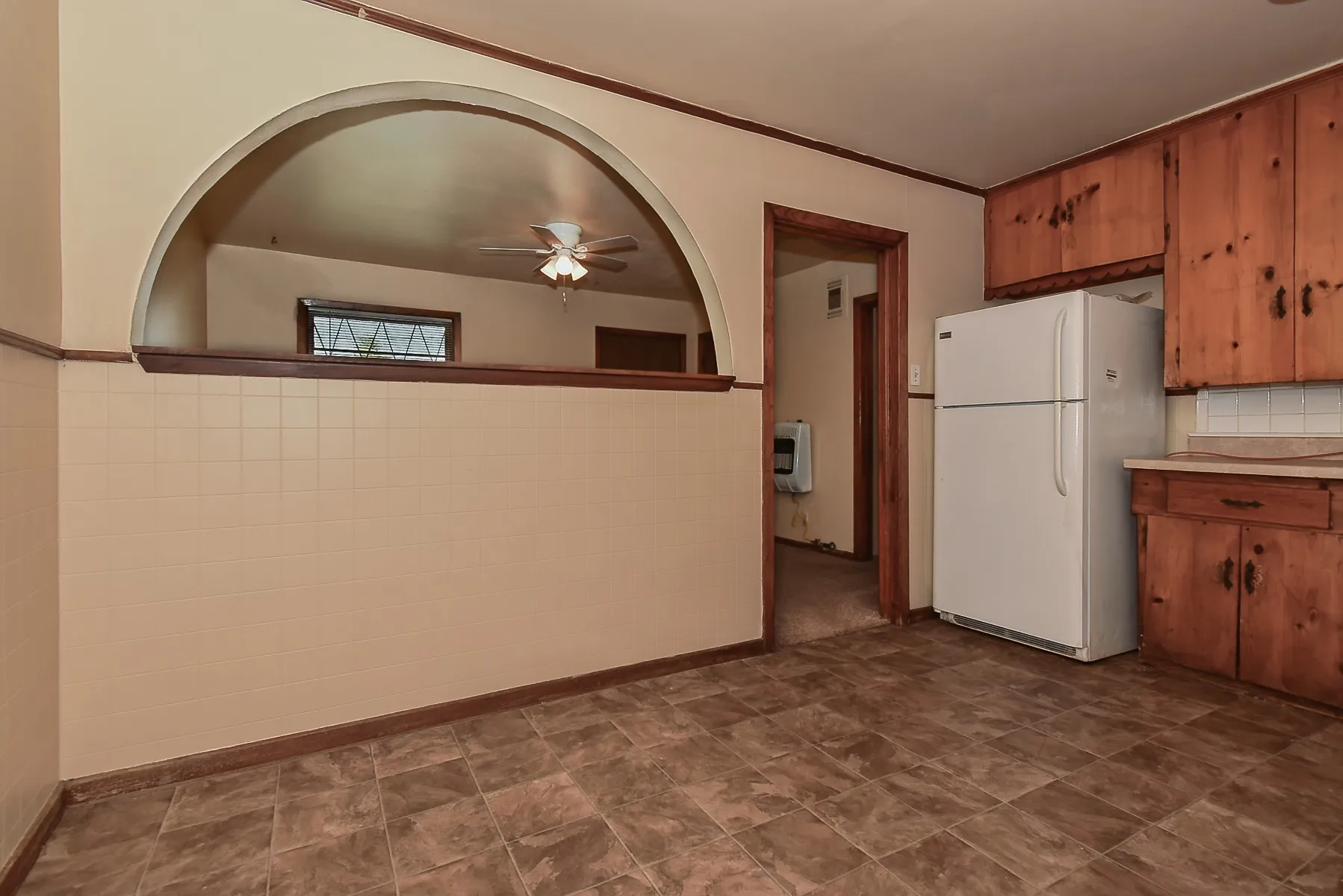 Single Family Residence For Sale in Hunt County , 3103 Poplar Street, Greenville, Texas 75402, 2 Bedroom, 1 Bathroom, 1 Garage spaces, 855 Sqft, built in 1960, mls#21361659, Real Estate Agent in Greenville, Homes For Sale in Hunt county, Homes For Sale in Greenville, Realtor in Greenville Texas, Real Estate Brokerage Independent Realty Texas, Luminita Cordes Realtor