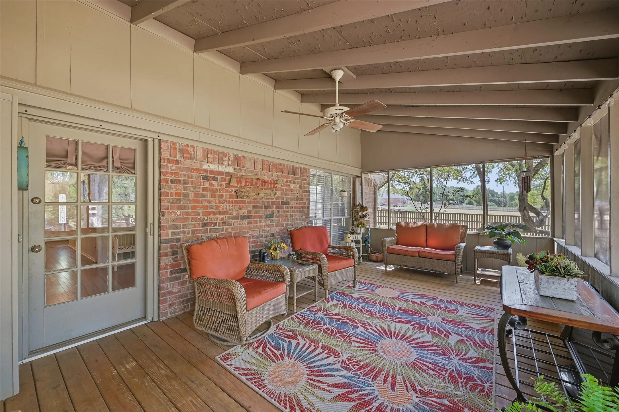 Single Family Residence For Sale in Grayson County , 1806 Carriage Estates Road, Sherman, Texas 75092, 3 Bedroom, 3 Bathroom, 2 Garage spaces, 2,514 Sqft, built in 1977, mls#21363327, Real Estate Agent in Sherman, Homes For Sale in Grayson county, Homes For Sale in Sherman, Realtor in Sherman Texas, Real Estate Brokerage Independent Realty Texas, Luminita Cordes Realtor
