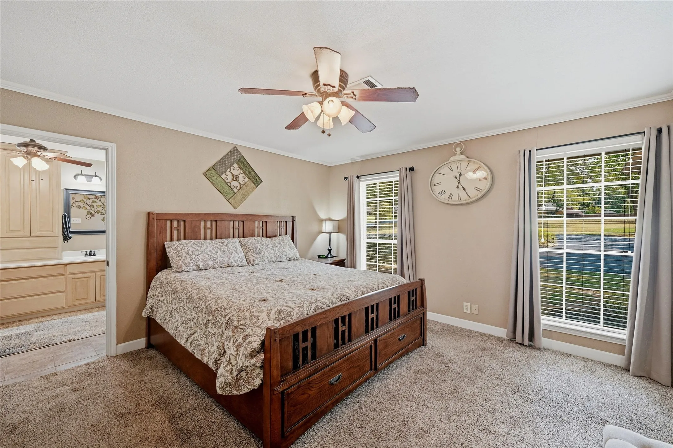 Single Family Residence For Sale in Grayson County , 1806 Carriage Estates Road, Sherman, Texas 75092, 3 Bedroom, 3 Bathroom, 2 Garage spaces, 2,514 Sqft, built in 1977, mls#21363327, Real Estate Agent in Sherman, Homes For Sale in Grayson county, Homes For Sale in Sherman, Realtor in Sherman Texas, Real Estate Brokerage Independent Realty Texas, Luminita Cordes Realtor