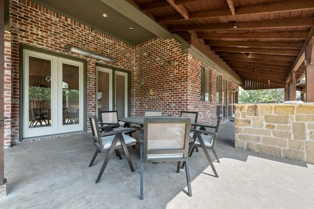 Single Family Residence For Sale in Rockwall County , 8 Siesta Circle, Heath, Texas 75032, 4 Bedroom, 4 Bathroom, 3 Garage spaces, 3,768 Sqft, built in 2001, mls#21370716, Real Estate Agent in Heath, Homes For Sale in Rockwall county, Homes For Sale in Heath, Realtor in Heath Texas, Real Estate Brokerage Independent Realty Texas, Luminita Cordes Realtor