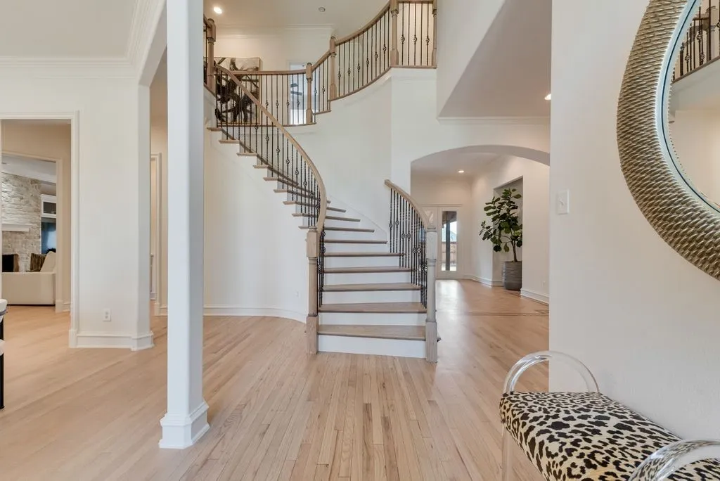 Single Family Residence For Sale in Rockwall County , 8 Siesta Circle, Heath, Texas 75032, 4 Bedroom, 4 Bathroom, 3 Garage spaces, 3,768 Sqft, built in 2001, mls#21370716, Real Estate Agent in Heath, Homes For Sale in Rockwall county, Homes For Sale in Heath, Realtor in Heath Texas, Real Estate Brokerage Independent Realty Texas, Luminita Cordes Realtor