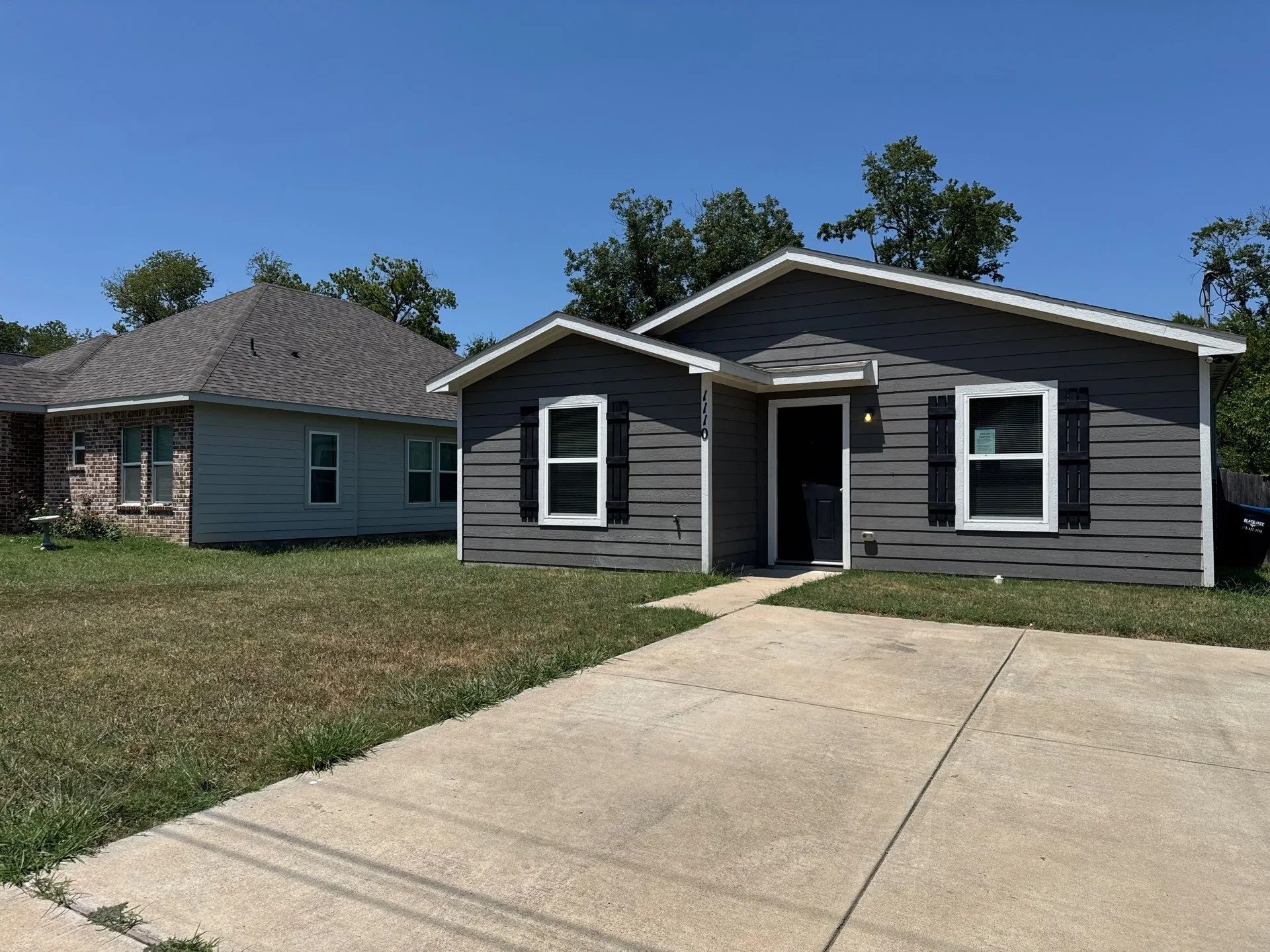 Single Family Residence For Sale in Hunt County , 1110 Jones Street, Greenville, Texas 75401, 3 Bedroom, 2 Bathroom, Garage spaces, 1,090 Sqft, built in 2020, mls#21368479, Real Estate Agent in Greenville, Homes For Sale in Hunt county, Homes For Sale in Greenville, Realtor in Greenville Texas, Real Estate Brokerage Independent Realty Texas, Luminita Cordes Realtor