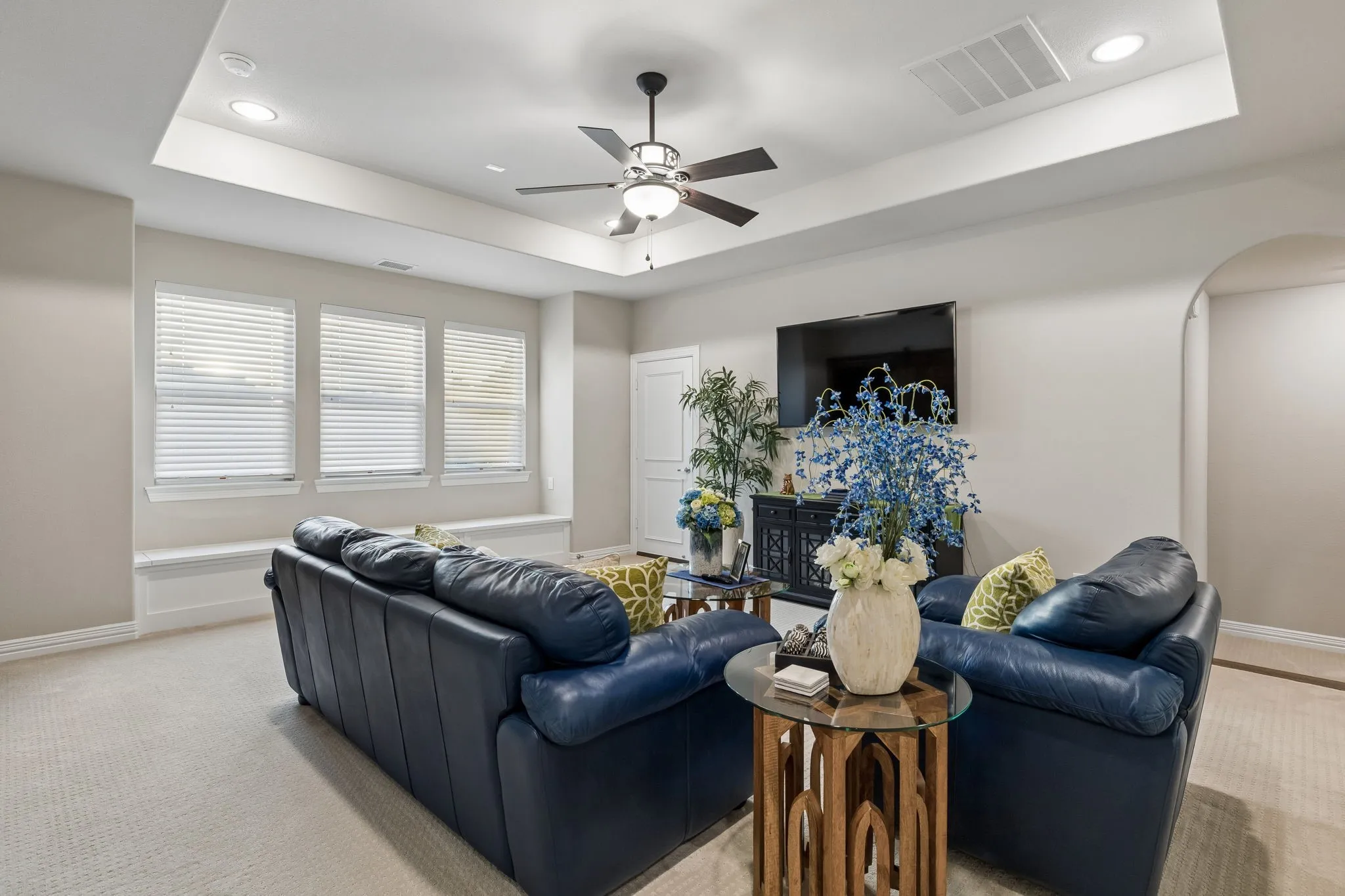 Single Family Residence For Sale in Collin County , 1161 Clipston Drive, Prosper, Texas 75078, 4 Bedroom, 5 Bathroom, 3 Garage spaces, 4,532 Sqft, built in 2020, mls#21364981, Real Estate Agent in Prosper, Homes For Sale in Collin county, Homes For Sale in Prosper, Realtor in Prosper Texas, Real Estate Brokerage Independent Realty Texas, Luminita Cordes Realtor