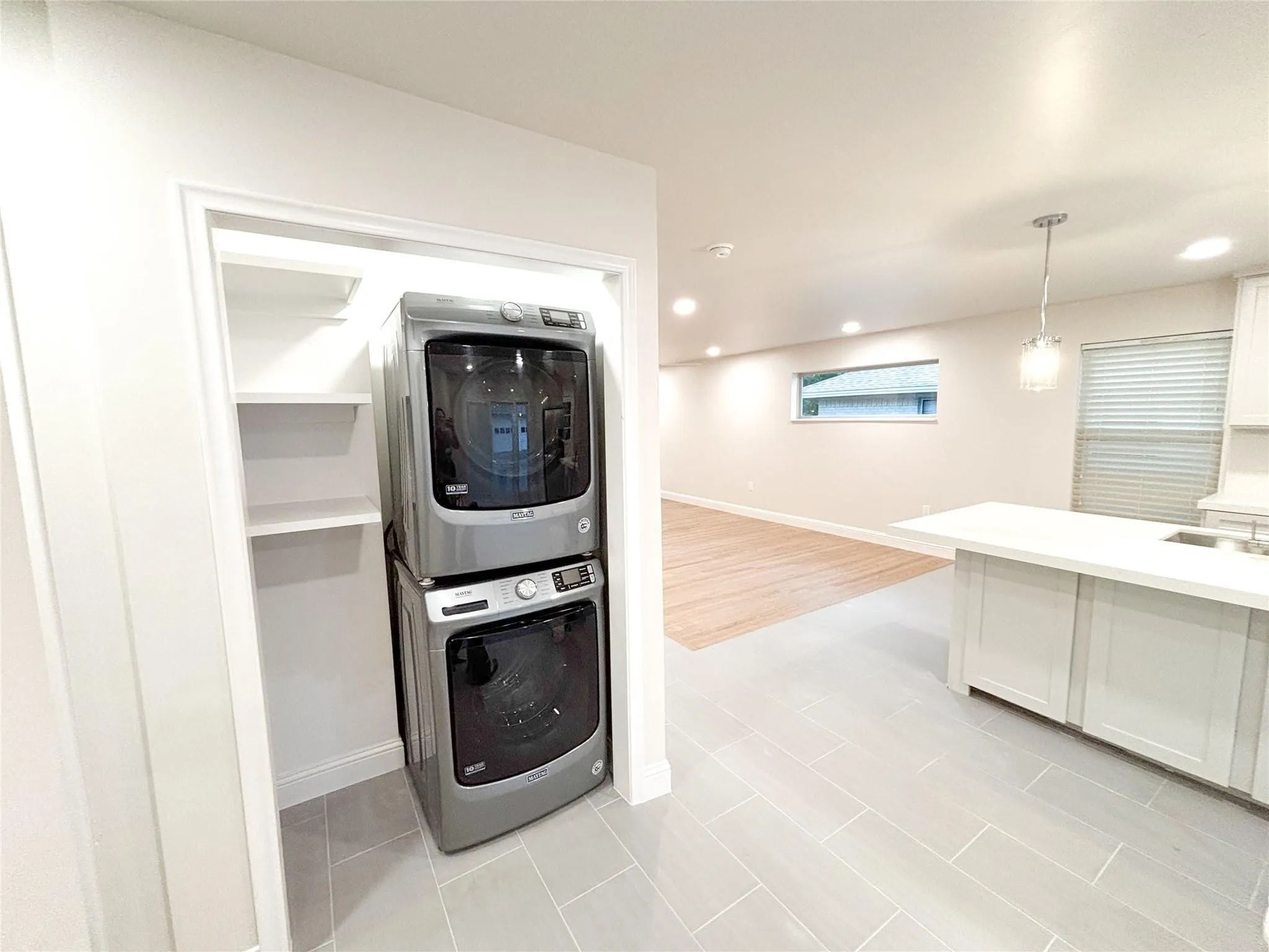 Single Family Residence For Rent in Dallas County , 2109 Highwood Drive, Dallas, Texas 75228, 3 Bedroom, 2 Bathroom, 2 Garage spaces, 1,422 Sqft, built in 1956, mls#21366546, Real Estate Agent in Dallas, Homes For Rent in Dallas county, Homes For Rent in Dallas, Realtor in Dallas Texas, Real Estate Brokerage Independent Realty Texas, Luminita Cordes Realtor