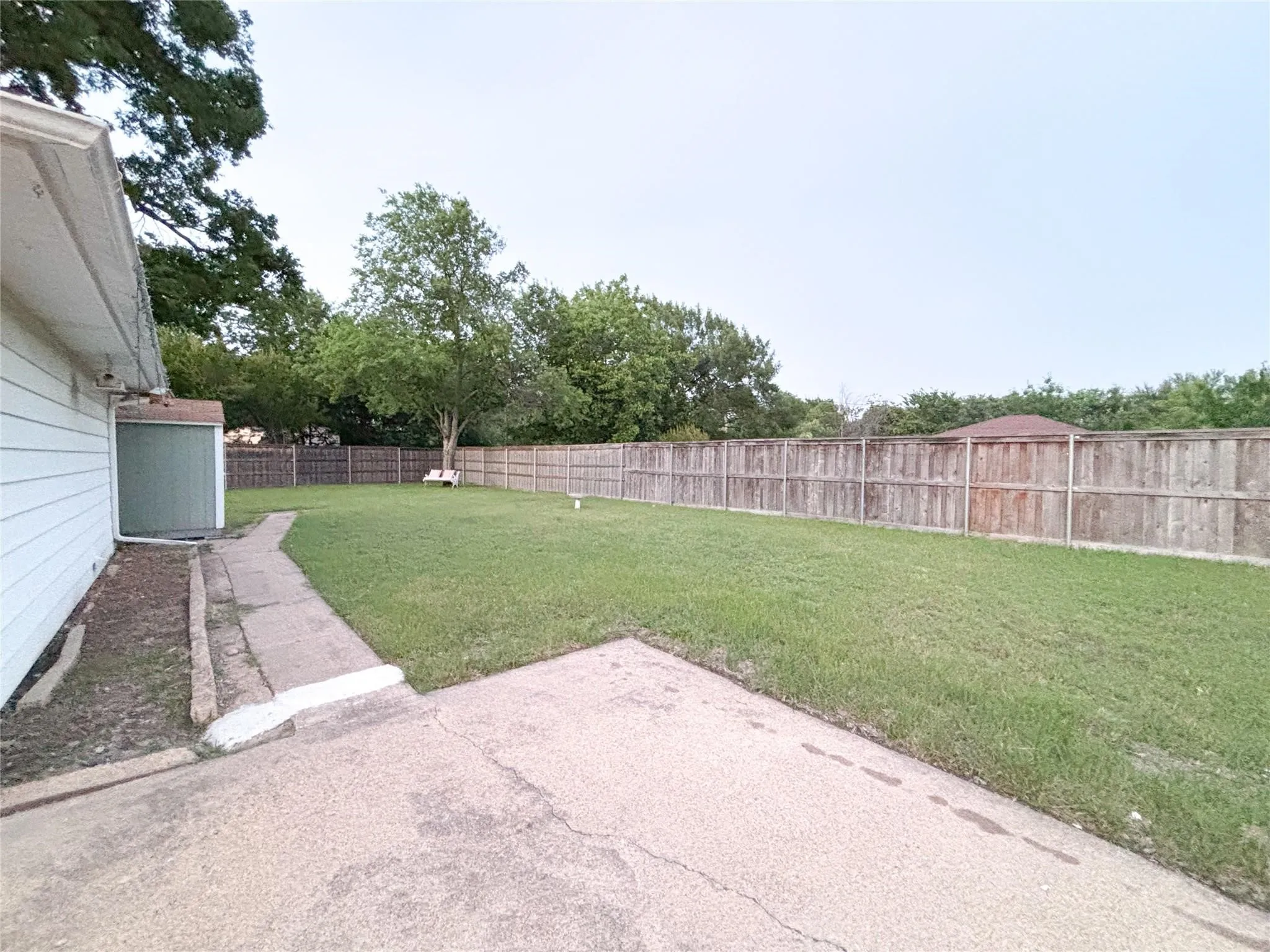 Single Family Residence For Rent in Dallas County , 2109 Highwood Drive, Dallas, Texas 75228, 3 Bedroom, 2 Bathroom, 2 Garage spaces, 1,422 Sqft, built in 1956, mls#21366546, Real Estate Agent in Dallas, Homes For Rent in Dallas county, Homes For Rent in Dallas, Realtor in Dallas Texas, Real Estate Brokerage Independent Realty Texas, Luminita Cordes Realtor