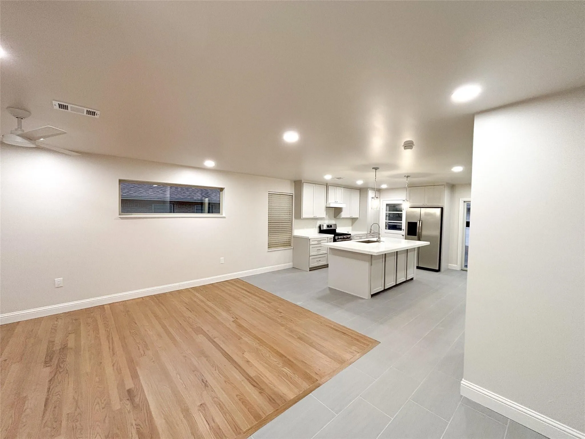 Single Family Residence For Rent in Dallas County , 2109 Highwood Drive, Dallas, Texas 75228, 3 Bedroom, 2 Bathroom, 2 Garage spaces, 1,422 Sqft, built in 1956, mls#21366546, Real Estate Agent in Dallas, Homes For Rent in Dallas county, Homes For Rent in Dallas, Realtor in Dallas Texas, Real Estate Brokerage Independent Realty Texas, Luminita Cordes Realtor