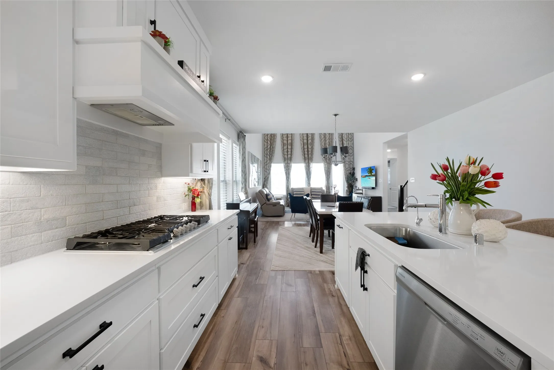 Single Family Residence For Rent in Collin County , 4828 Celestial Road, Mc Kinney, Texas 75071, 5 Bedroom, 6 Bathroom, 2 Garage spaces, 3,445 Sqft, built in 2022, mls#21364438, Real Estate Agent in Mc Kinney, Homes For Rent in Collin county, Homes For Rent in Mc Kinney, Realtor in Mc Kinney Texas, Real Estate Brokerage Independent Realty Texas, Luminita Cordes Realtor