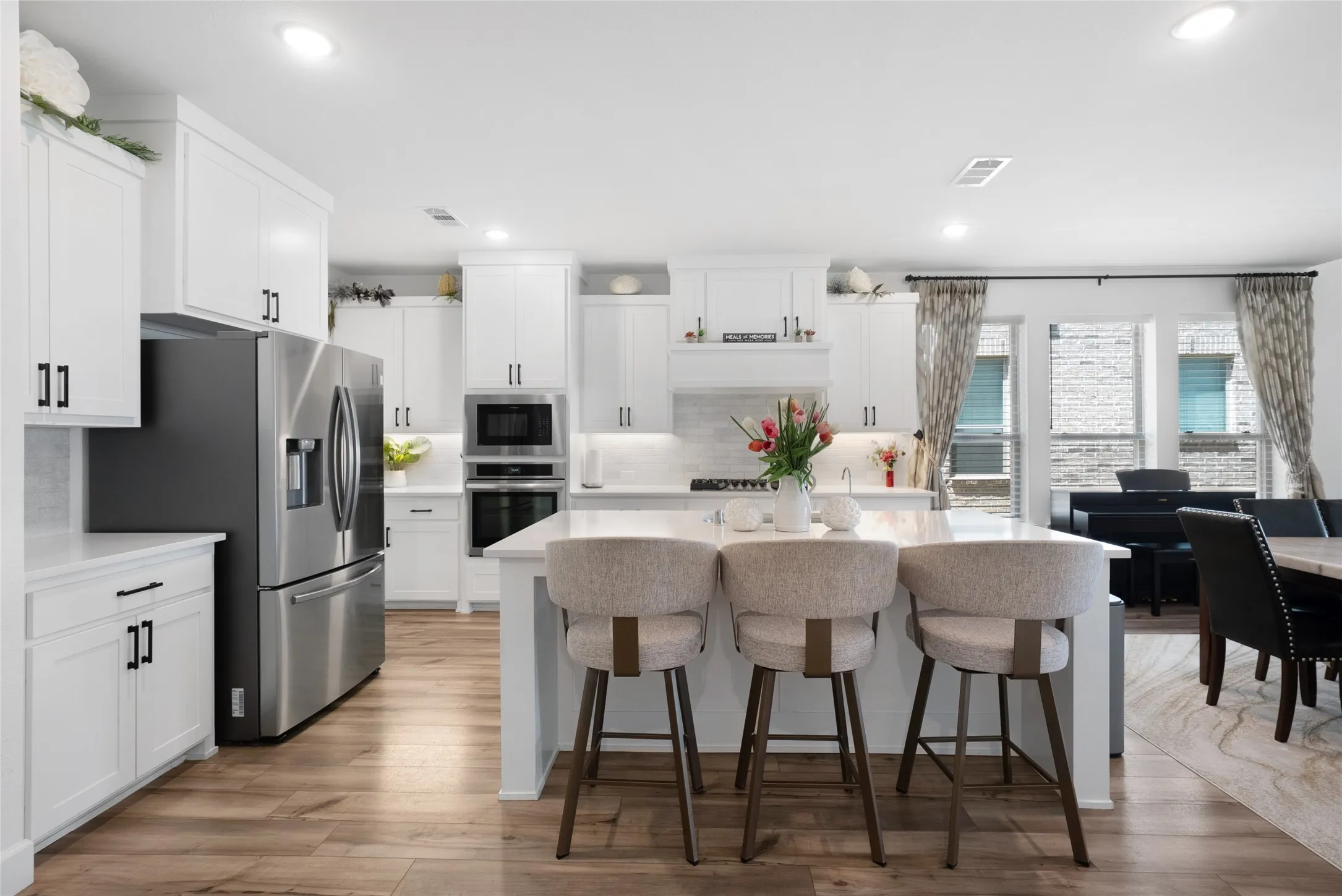 Single Family Residence For Rent in Collin County , 4828 Celestial Road, Mc Kinney, Texas 75071, 5 Bedroom, 6 Bathroom, 2 Garage spaces, 3,445 Sqft, built in 2022, mls#21364438, Real Estate Agent in Mc Kinney, Homes For Rent in Collin county, Homes For Rent in Mc Kinney, Realtor in Mc Kinney Texas, Real Estate Brokerage Independent Realty Texas, Luminita Cordes Realtor