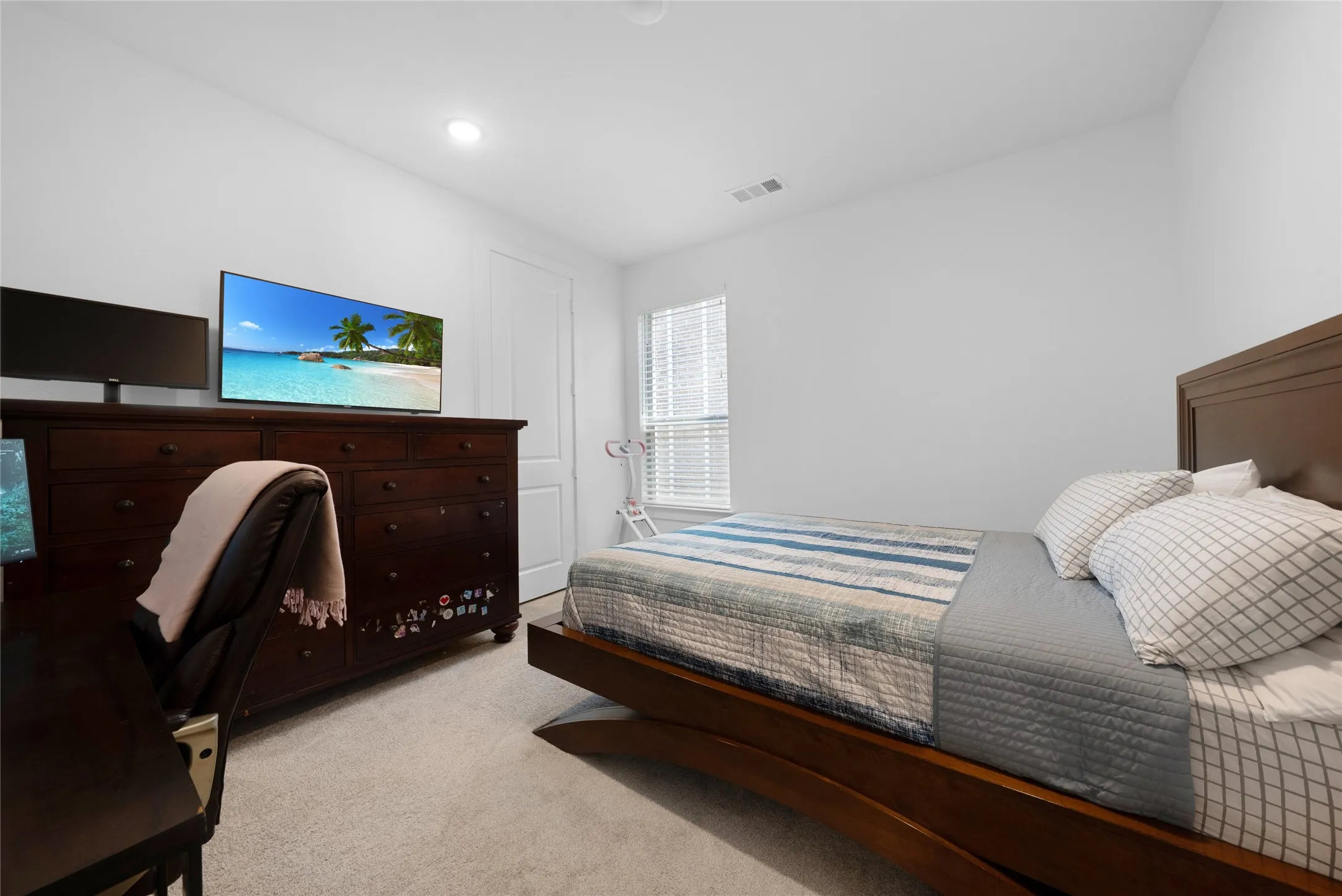 Single Family Residence For Rent in Collin County , 4828 Celestial Road, Mc Kinney, Texas 75071, 5 Bedroom, 6 Bathroom, 2 Garage spaces, 3,445 Sqft, built in 2022, mls#21364438, Real Estate Agent in Mc Kinney, Homes For Rent in Collin county, Homes For Rent in Mc Kinney, Realtor in Mc Kinney Texas, Real Estate Brokerage Independent Realty Texas, Luminita Cordes Realtor