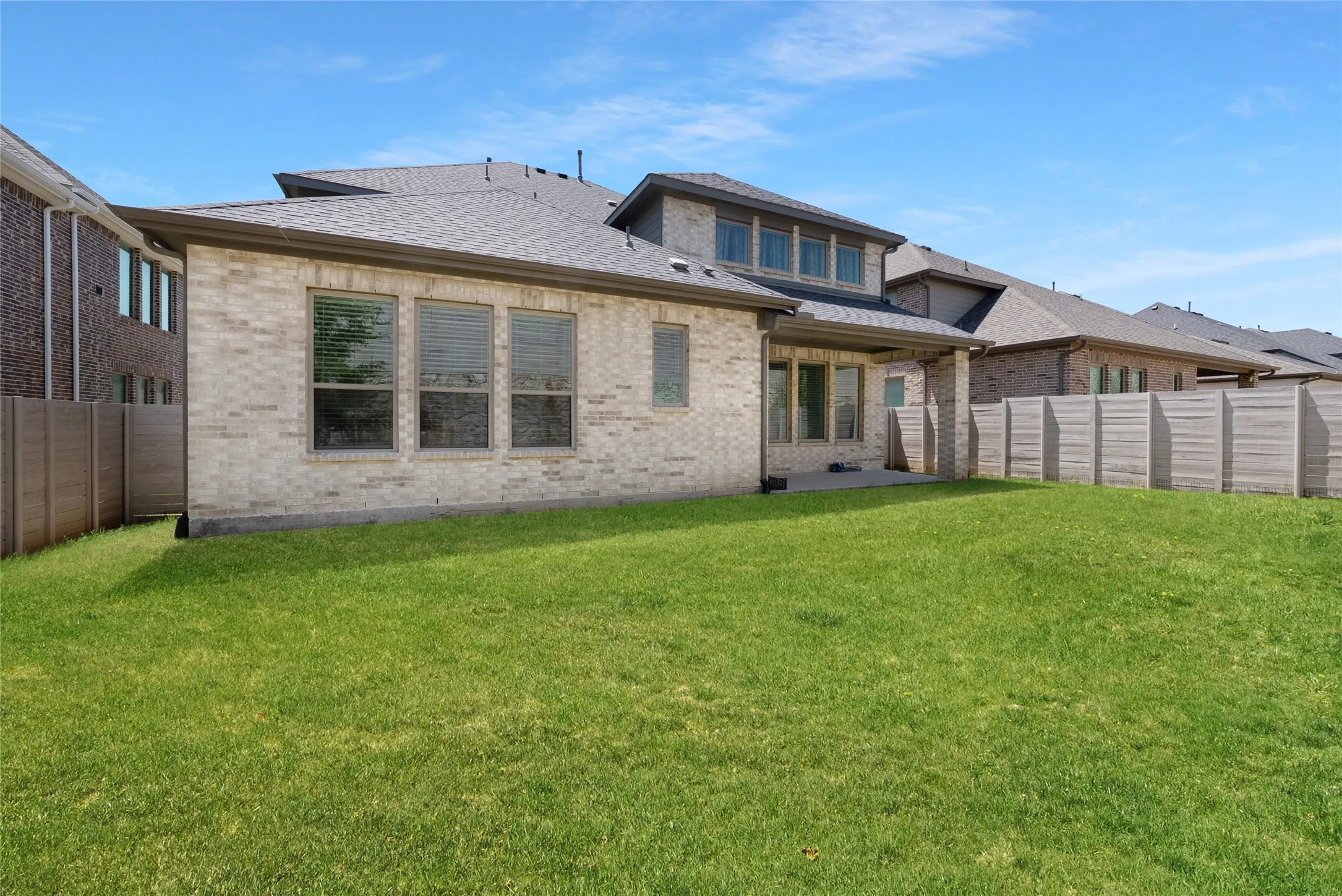 Single Family Residence For Rent in Collin County , 4828 Celestial Road, Mc Kinney, Texas 75071, 5 Bedroom, 6 Bathroom, 2 Garage spaces, 3,445 Sqft, built in 2022, mls#21364438, Real Estate Agent in Mc Kinney, Homes For Rent in Collin county, Homes For Rent in Mc Kinney, Realtor in Mc Kinney Texas, Real Estate Brokerage Independent Realty Texas, Luminita Cordes Realtor