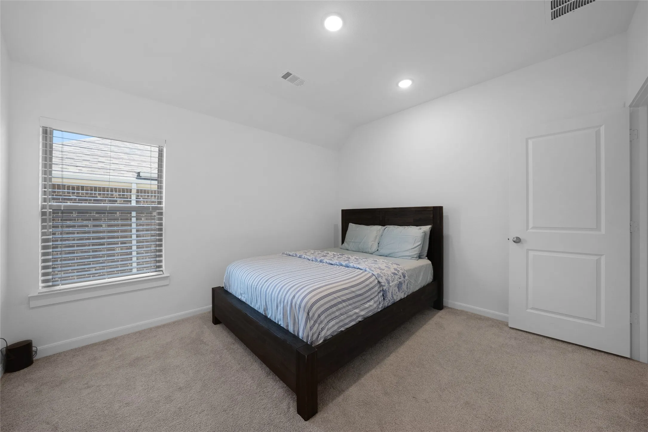 Single Family Residence For Rent in Collin County , 4828 Celestial Road, Mc Kinney, Texas 75071, 5 Bedroom, 6 Bathroom, 2 Garage spaces, 3,445 Sqft, built in 2022, mls#21364438, Real Estate Agent in Mc Kinney, Homes For Rent in Collin county, Homes For Rent in Mc Kinney, Realtor in Mc Kinney Texas, Real Estate Brokerage Independent Realty Texas, Luminita Cordes Realtor