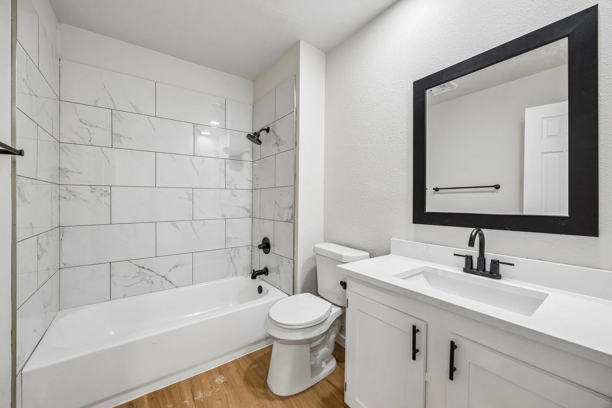 Single Family Residence For Sale in Dallas County , 11711 Kilkirk Lane, Dallas, Texas 75228, 4 Bedroom, 2 Bathroom, 2 Garage spaces, 2,151 Sqft, built in 1979, mls#21368265, Real Estate Agent in Dallas, Homes For Sale in Dallas county, Homes For Sale in Dallas, Realtor in Dallas Texas, Real Estate Brokerage Independent Realty Texas, Luminita Cordes Realtor