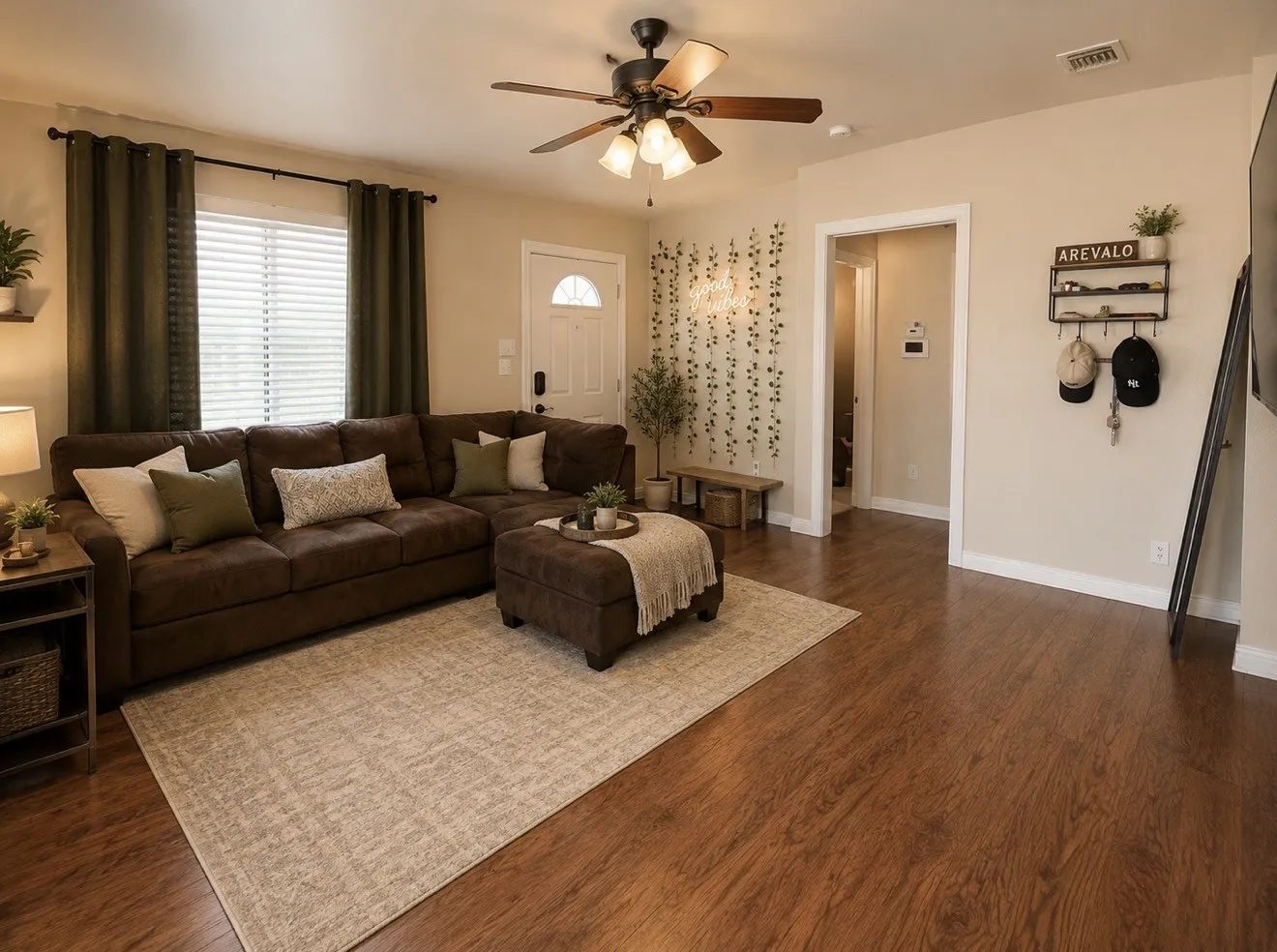 Single Family Residence For Sale in Wise County , 905 N Miller Street, Decatur, Texas 76234, 3 Bedroom, 2 Bathroom, 1 Garage spaces, 1,486 Sqft, built in 2003, mls#21370259, Real Estate Agent in Decatur, Homes For Sale in Wise county, Homes For Sale in Decatur, Realtor in Decatur Texas, Real Estate Brokerage Independent Realty Texas, Luminita Cordes Realtor